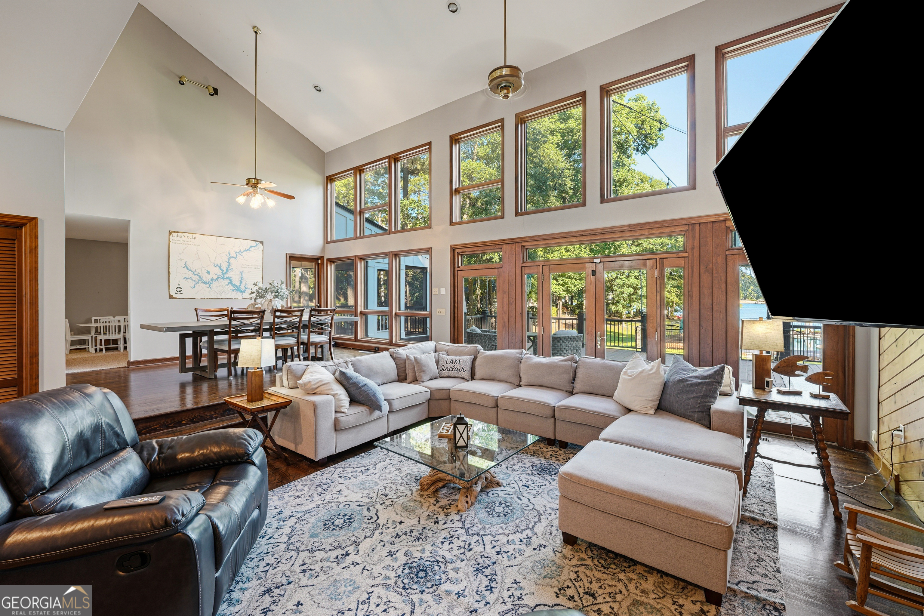 183 Lakecrest Drive