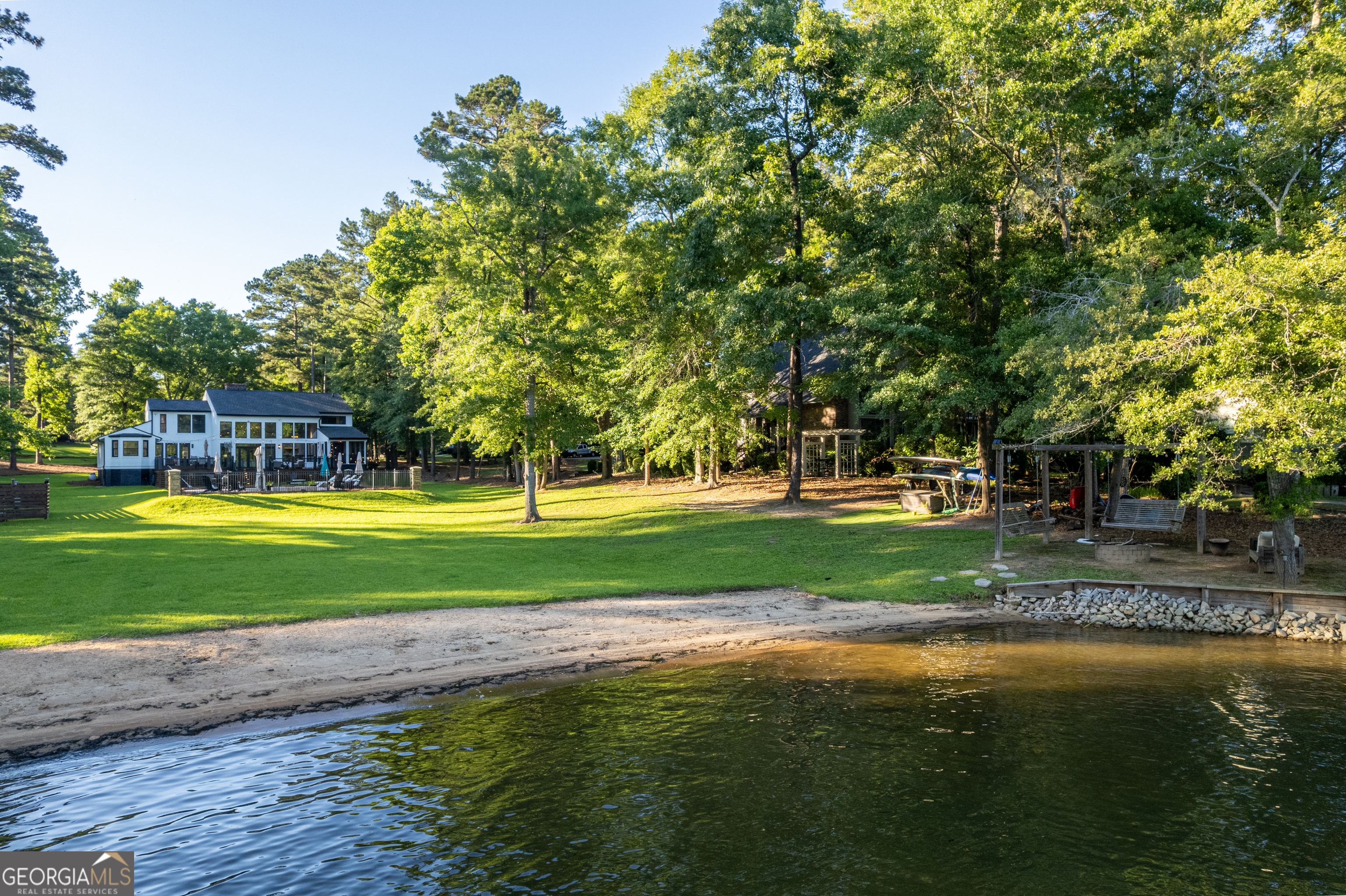 183 Lakecrest Drive