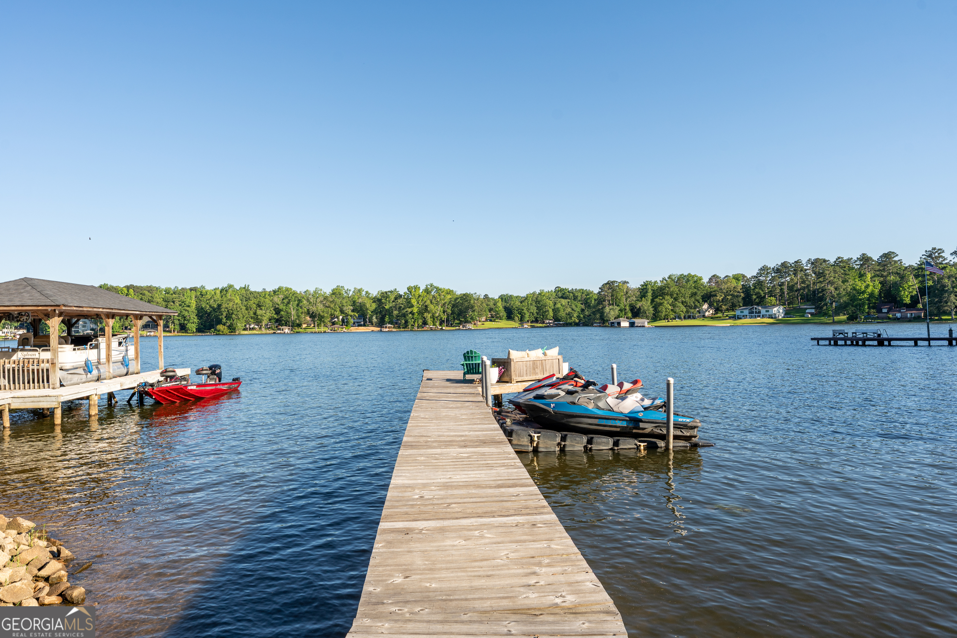 183 Lakecrest Drive