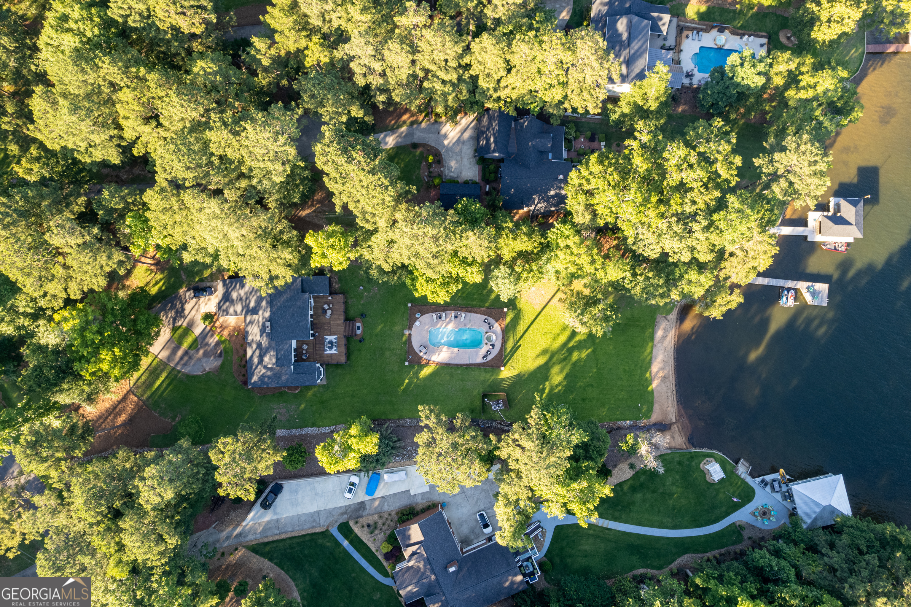 183 Lakecrest Drive
