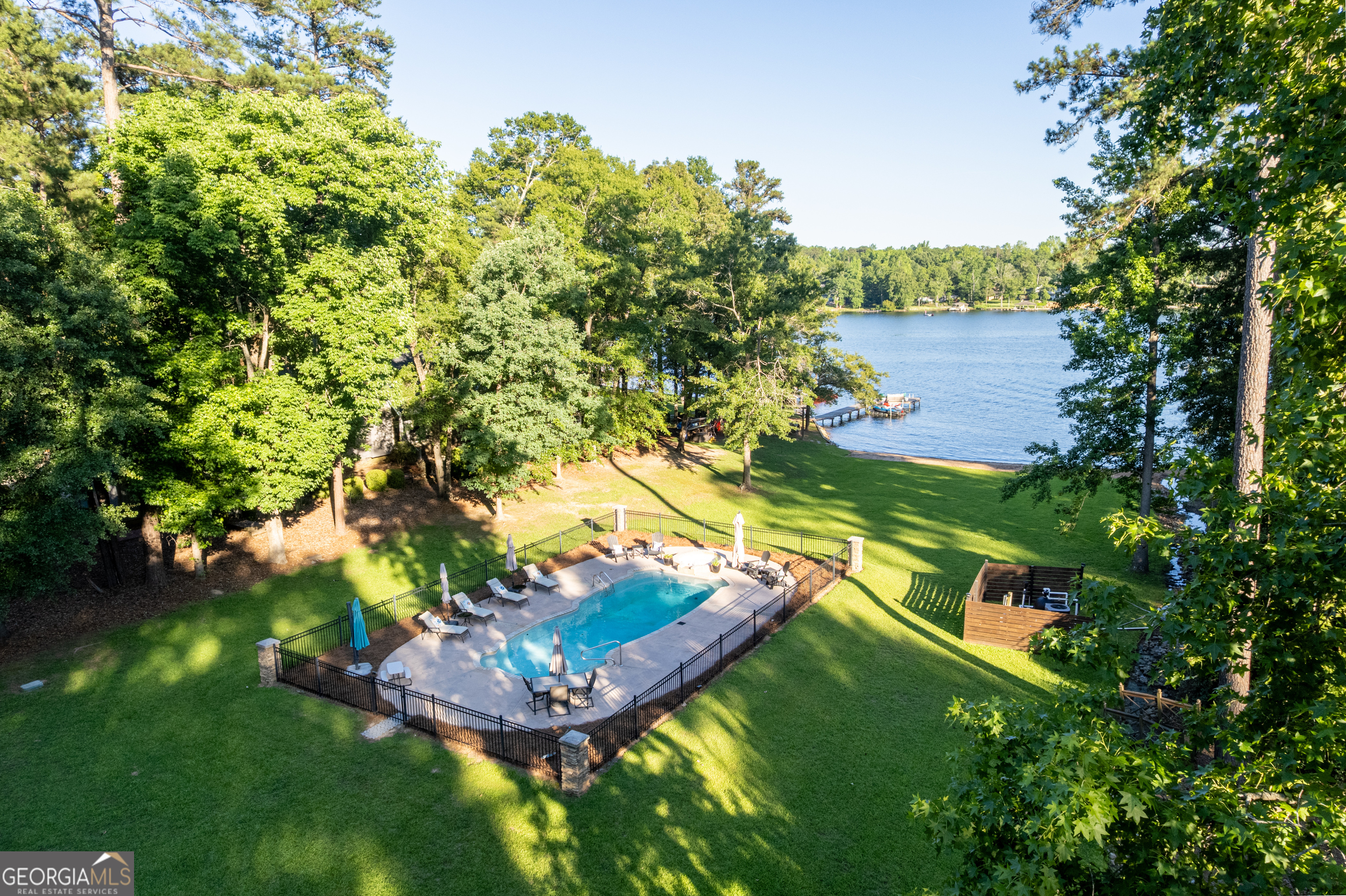 183 Lakecrest Drive
