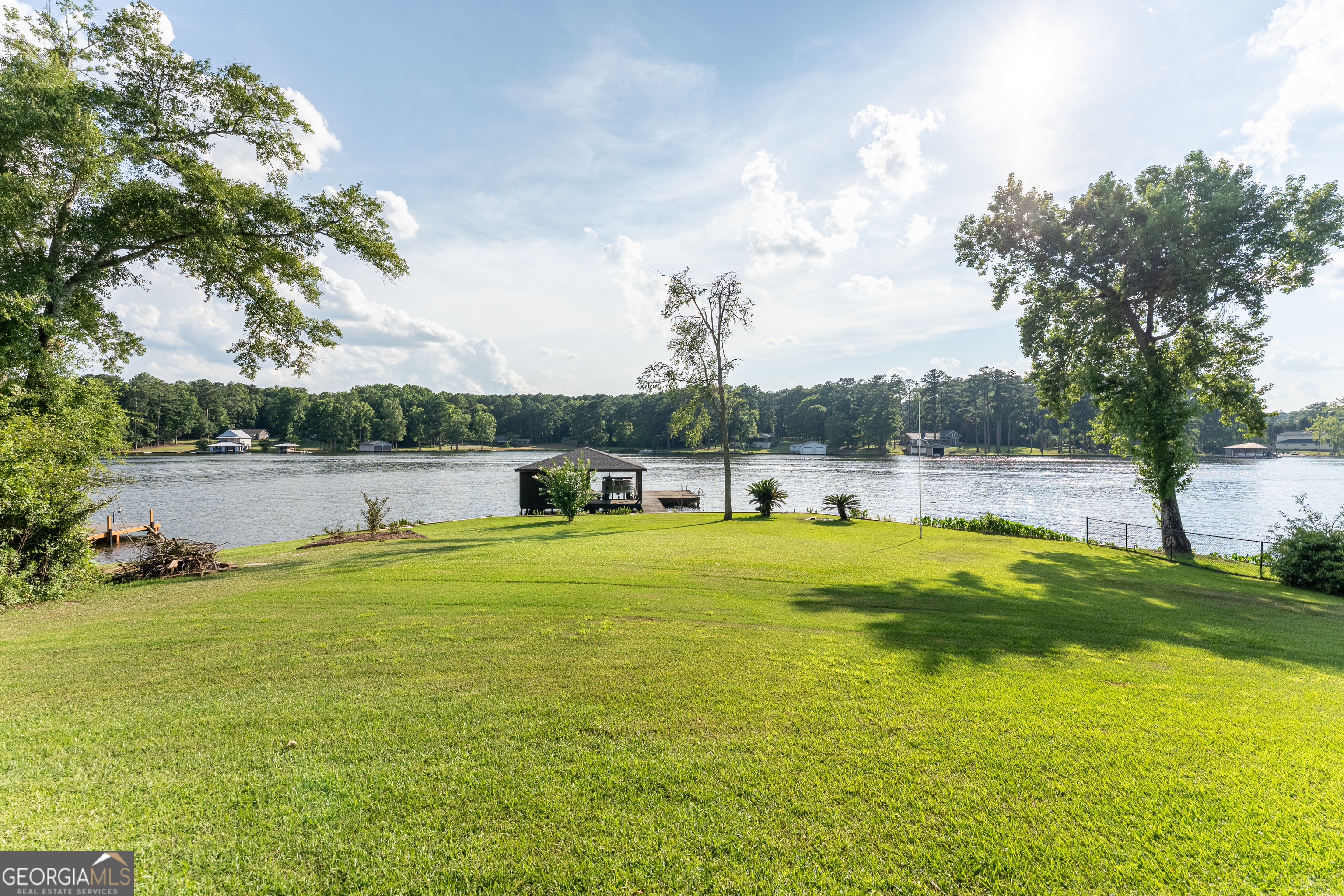 139 Admiralty Way