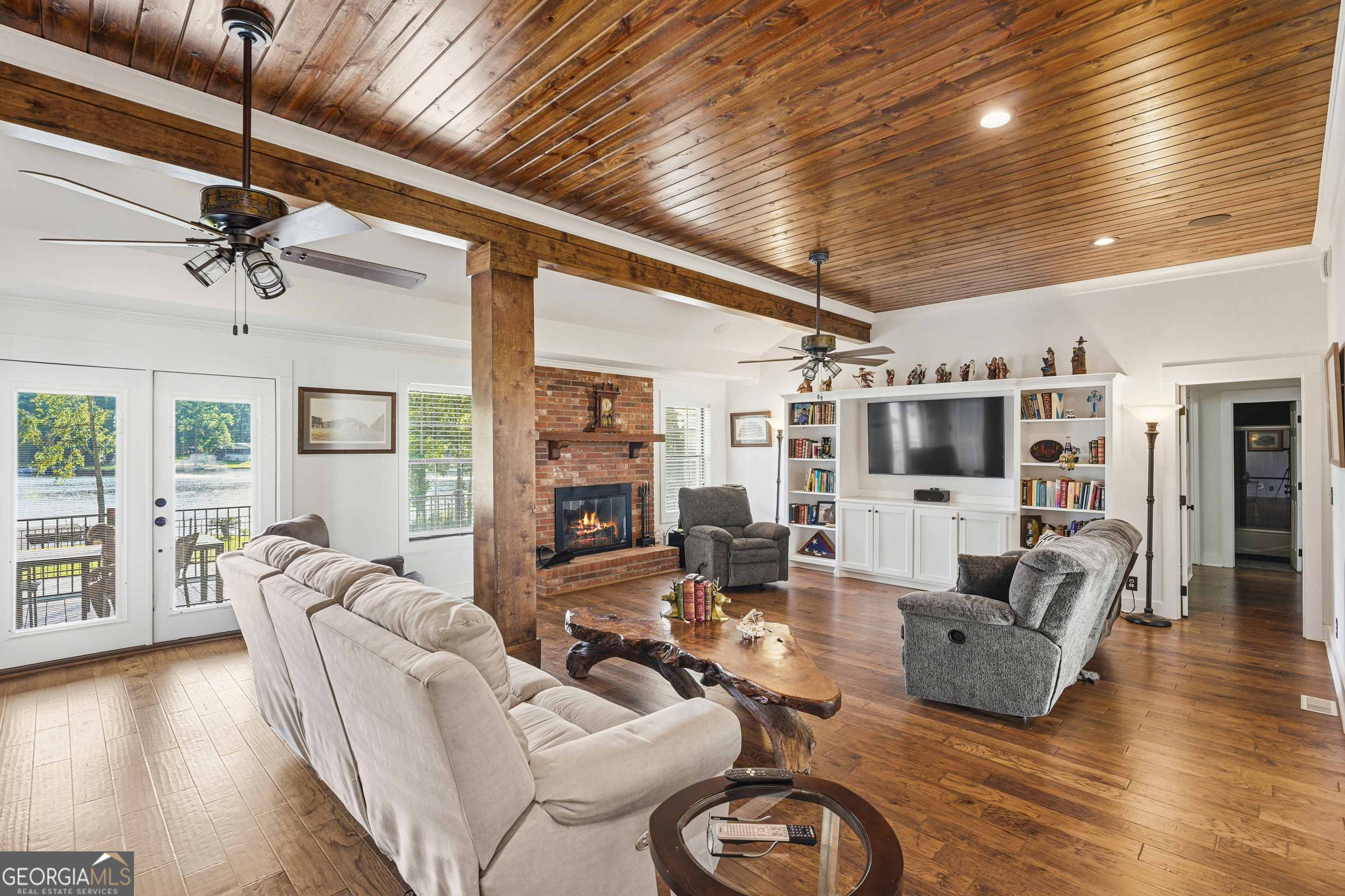 139 Admiralty Way