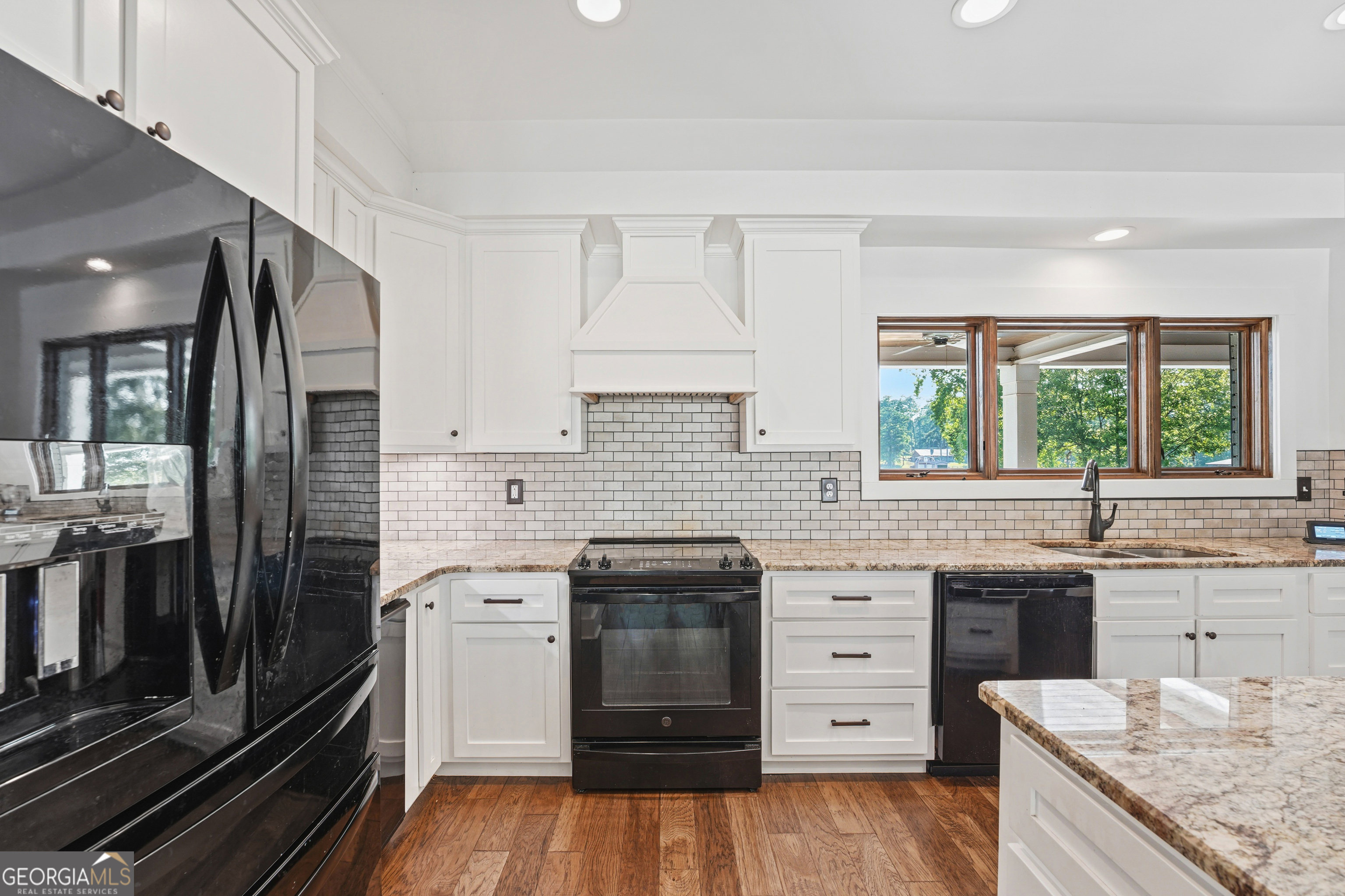 139 Admiralty Way