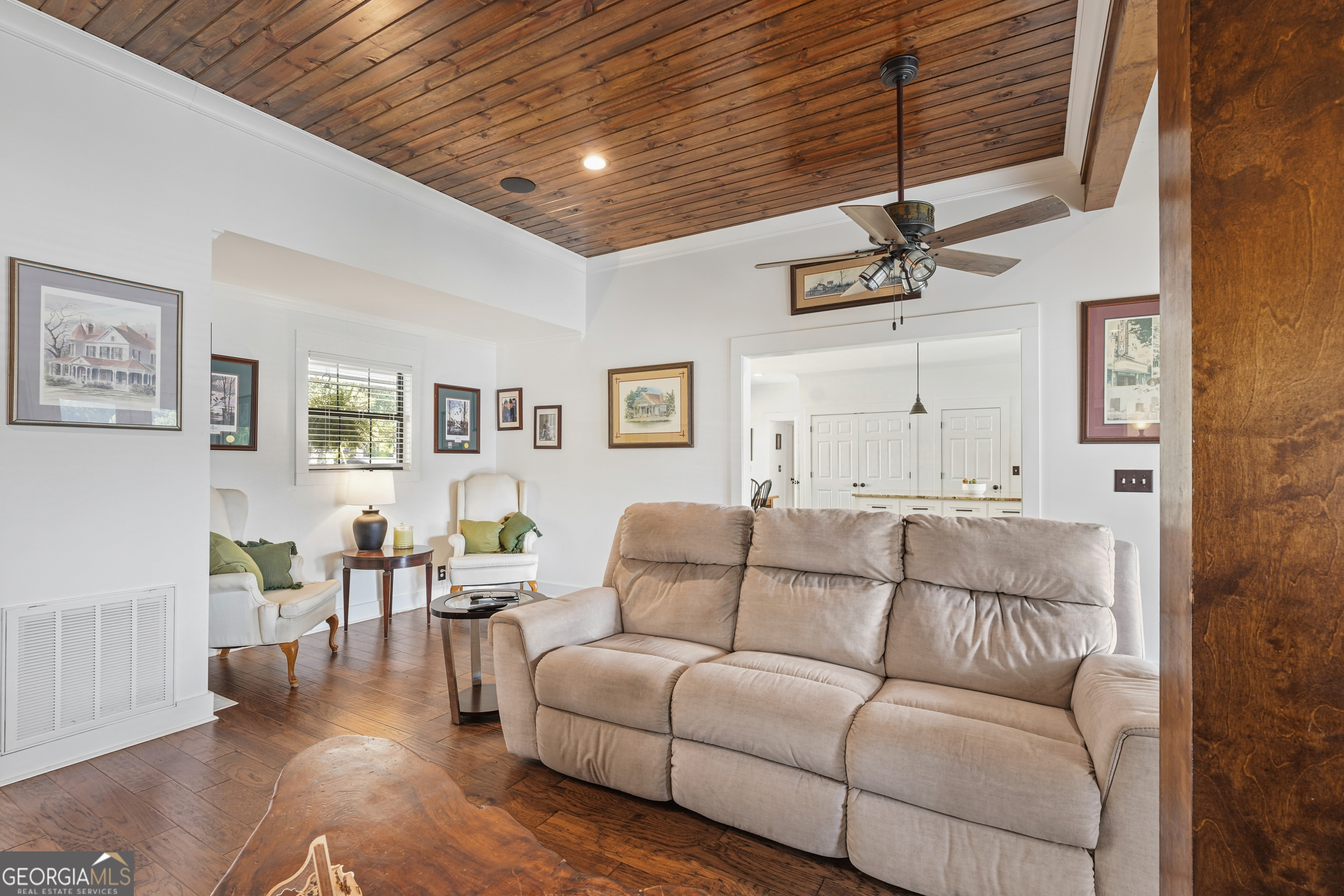 139 Admiralty Way