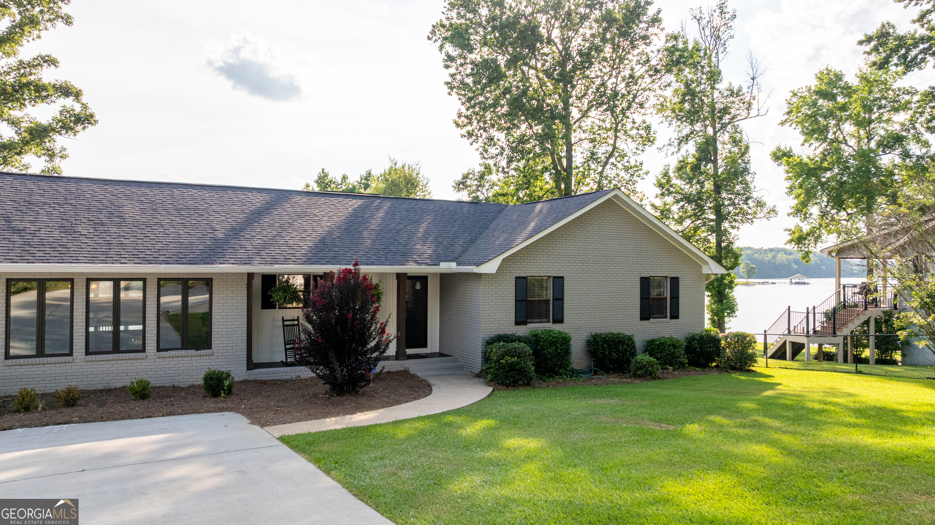 139 Admiralty Way