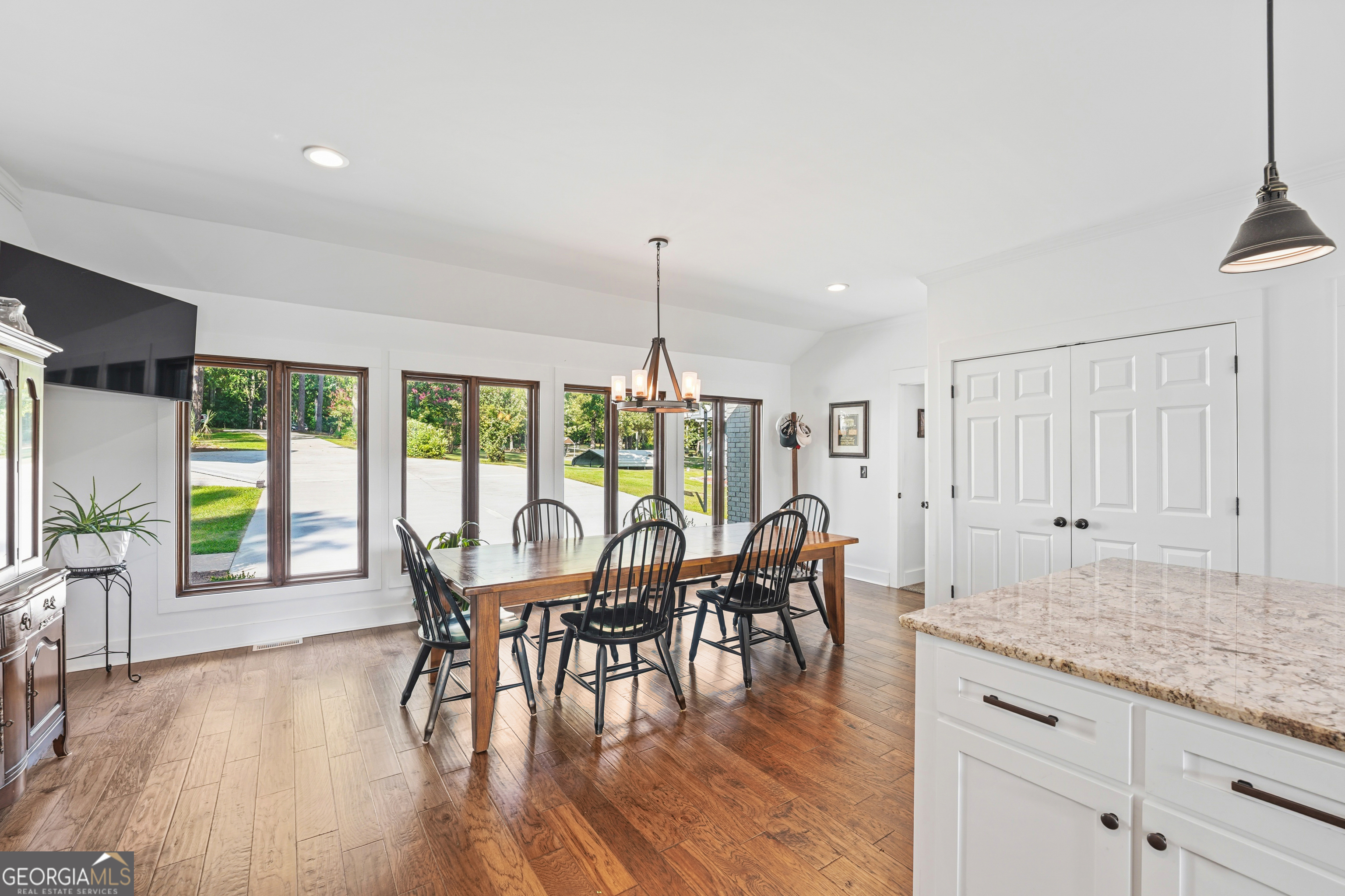 139 Admiralty Way