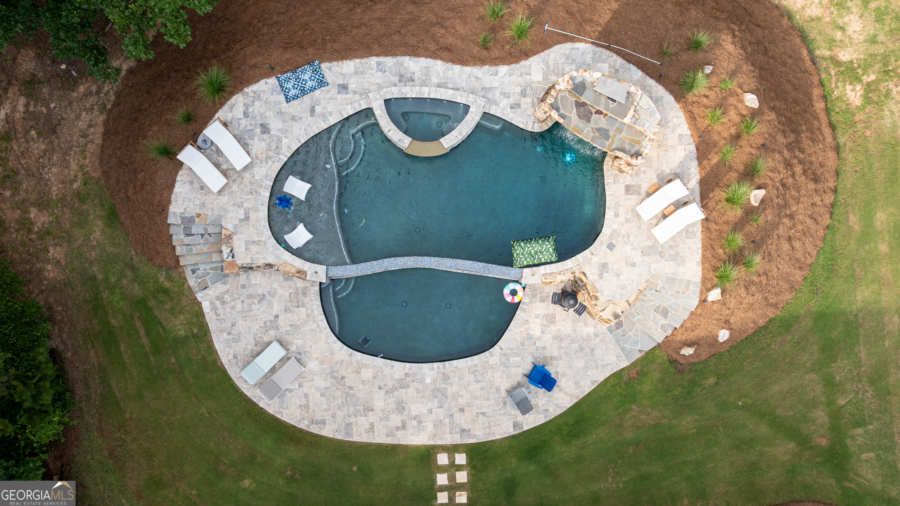 325 Scuffleboro Road
