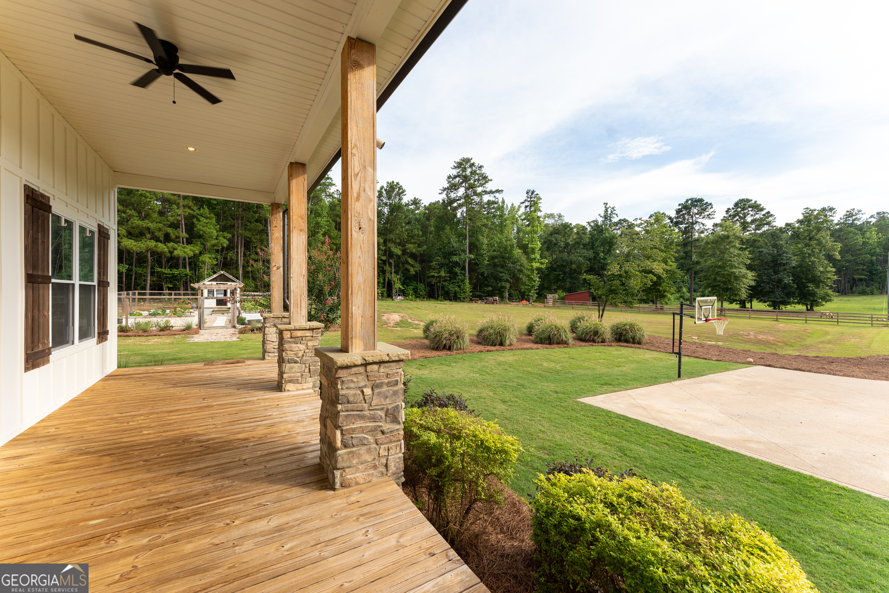 325 Scuffleboro Road