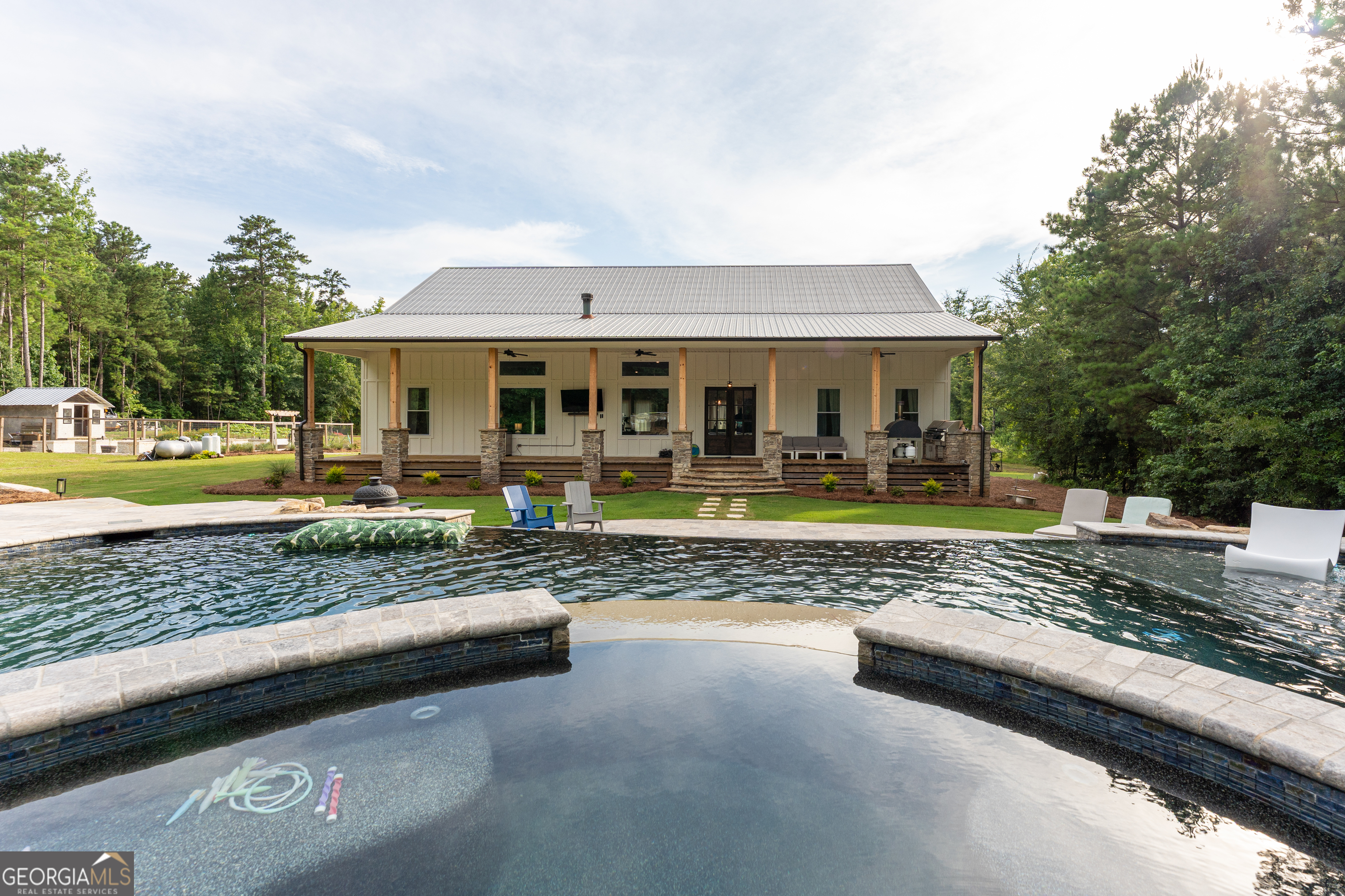 325 Scuffleboro Road