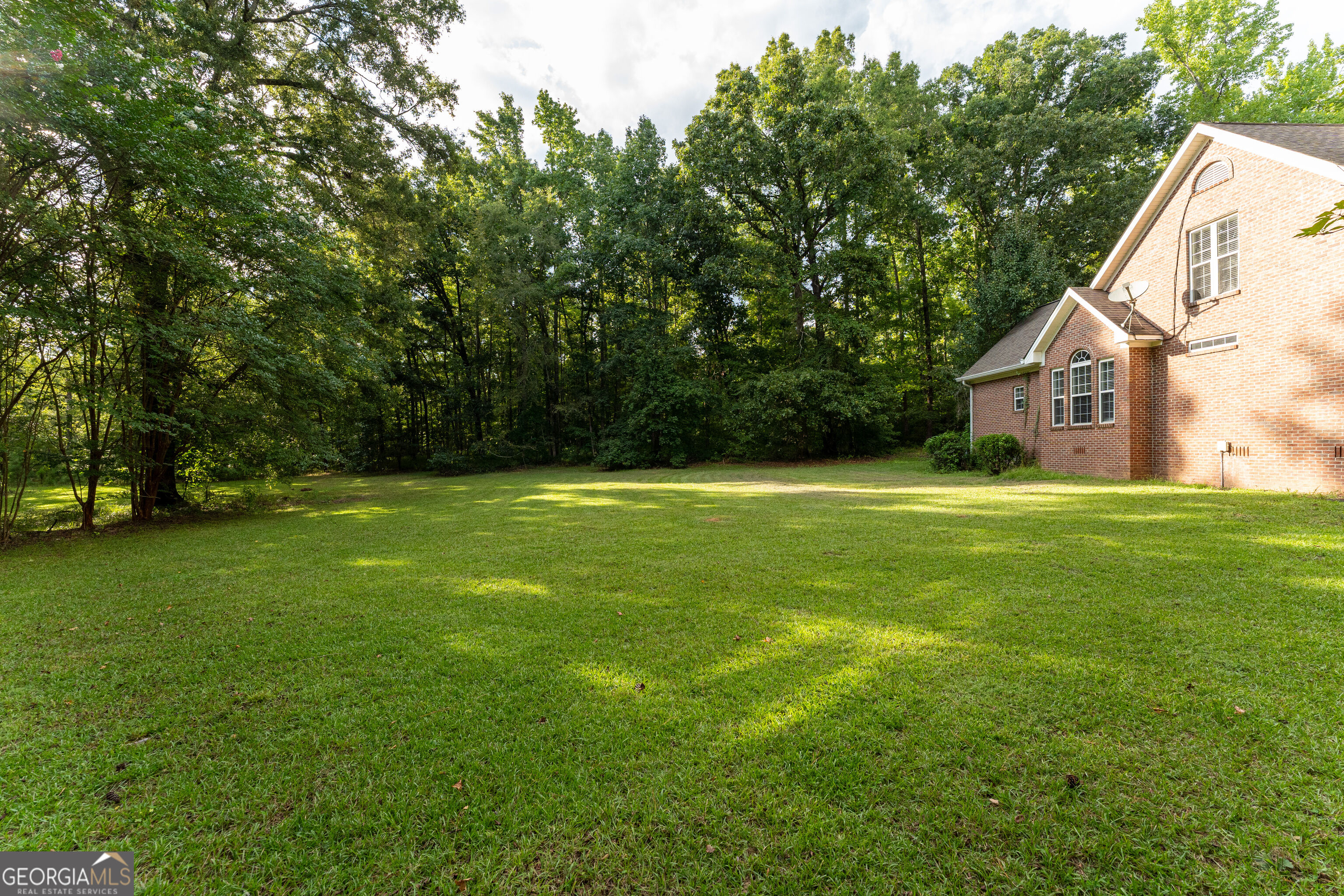 421 Creekside Drive