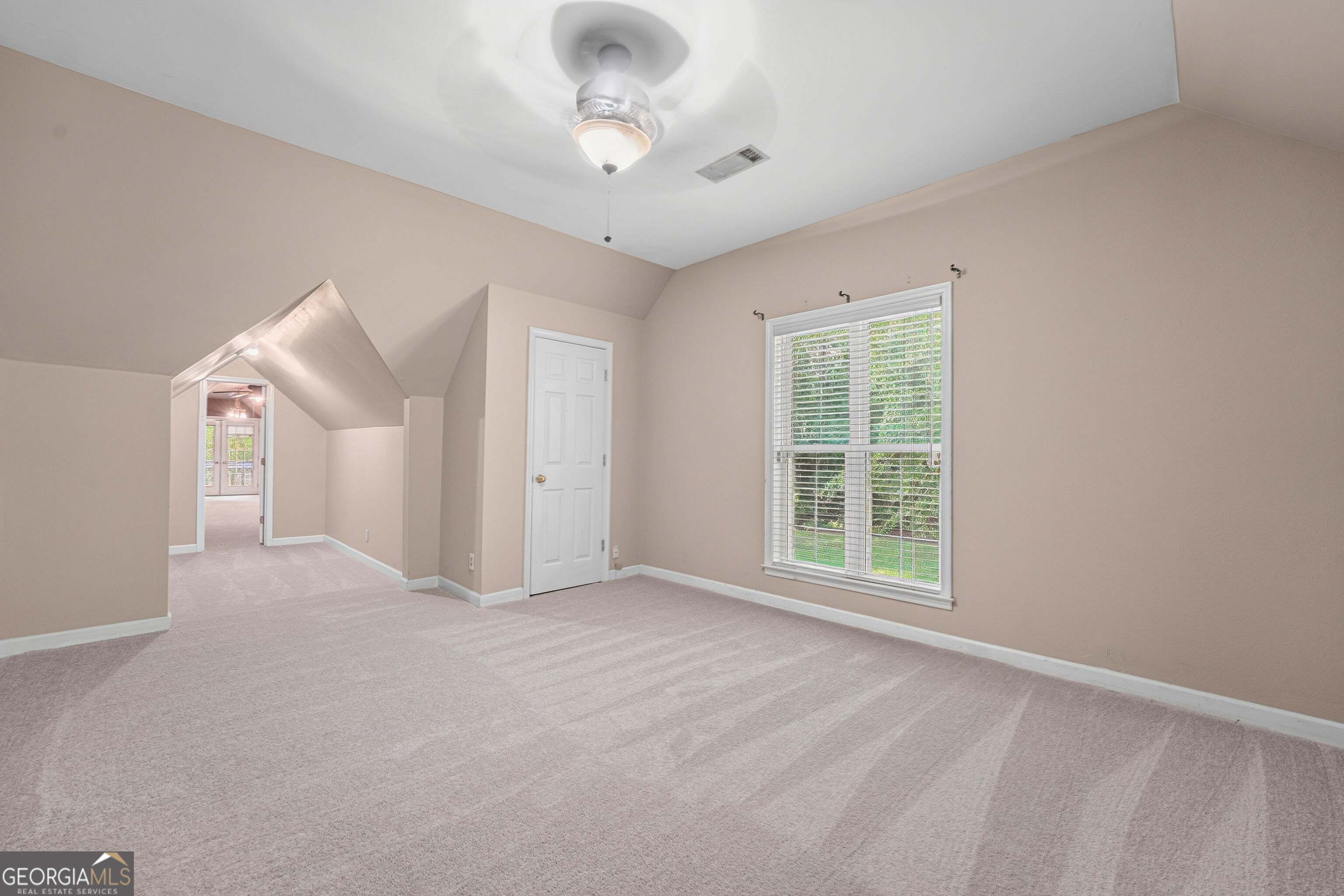 421 Creekside Drive