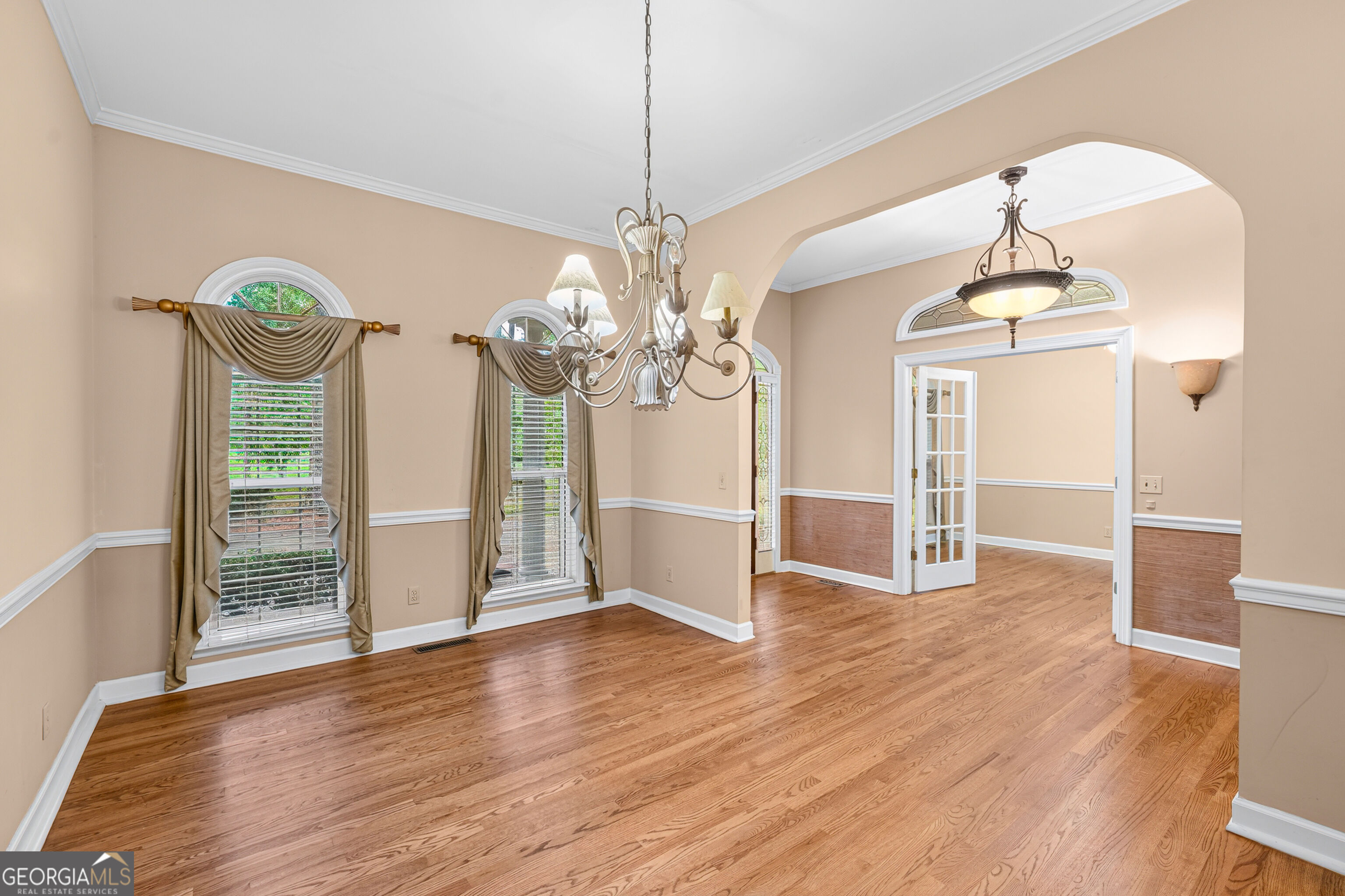 421 Creekside Drive