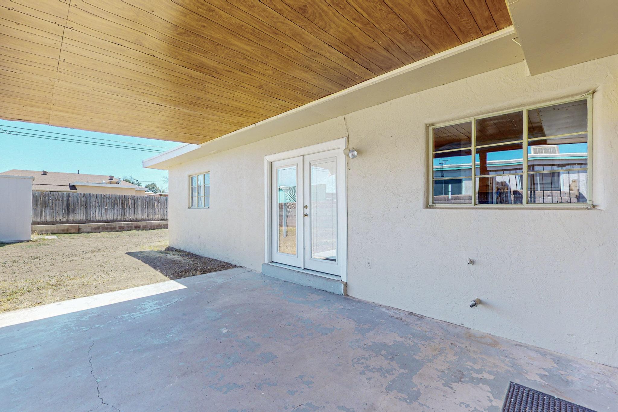 5016 Palo Duro Avenue NE