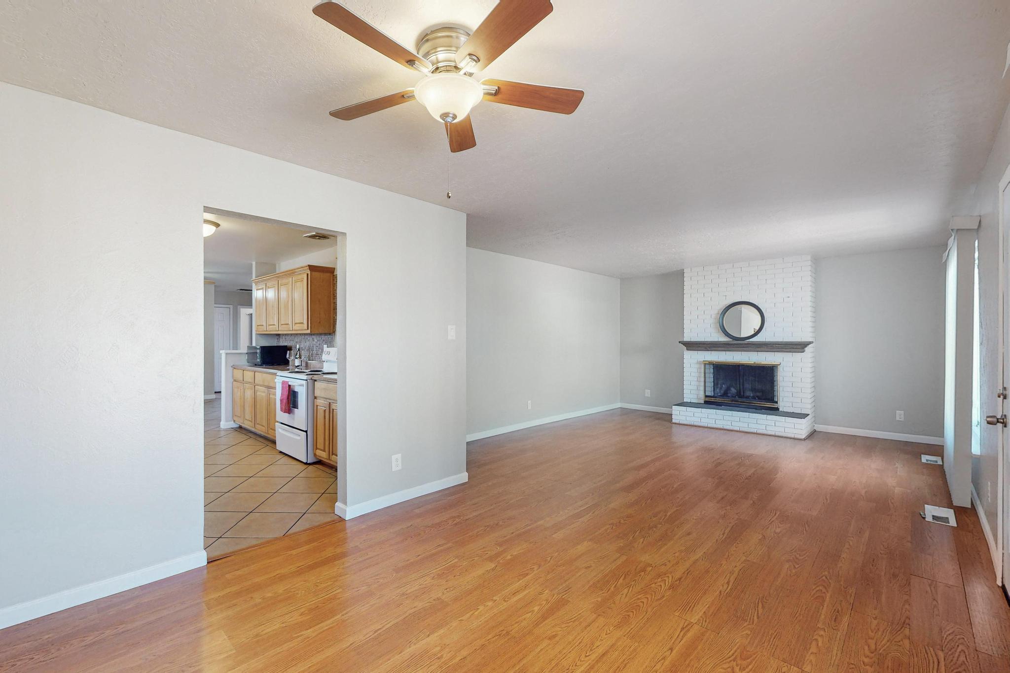 5016 Palo Duro Avenue NE
