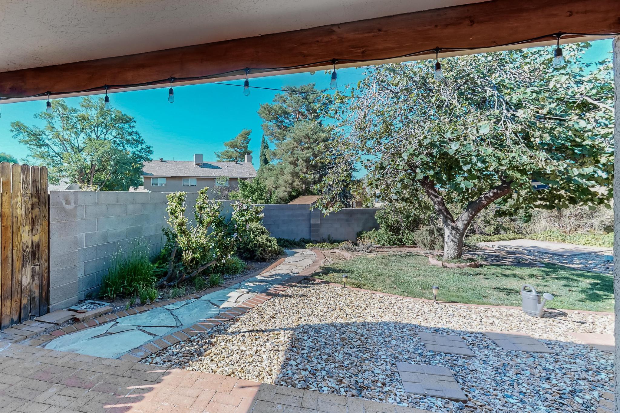 9508 Sierra Vista Court NE