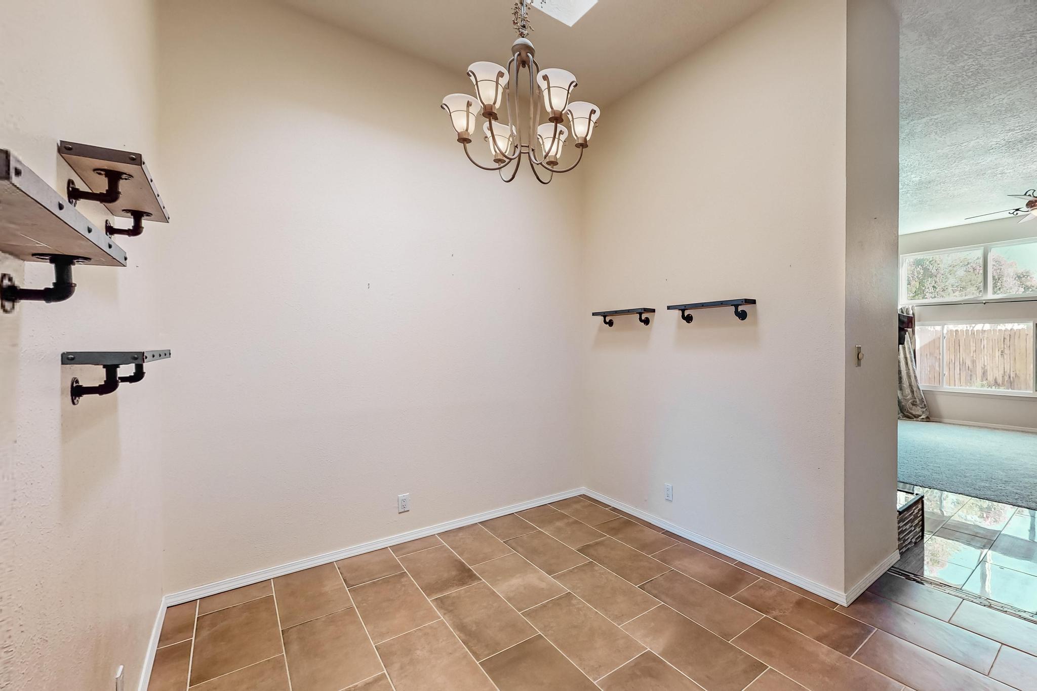 9508 Sierra Vista Court NE