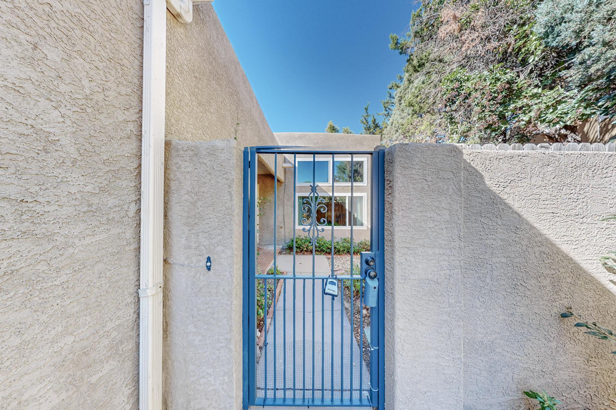 9508 Sierra Vista Court NE