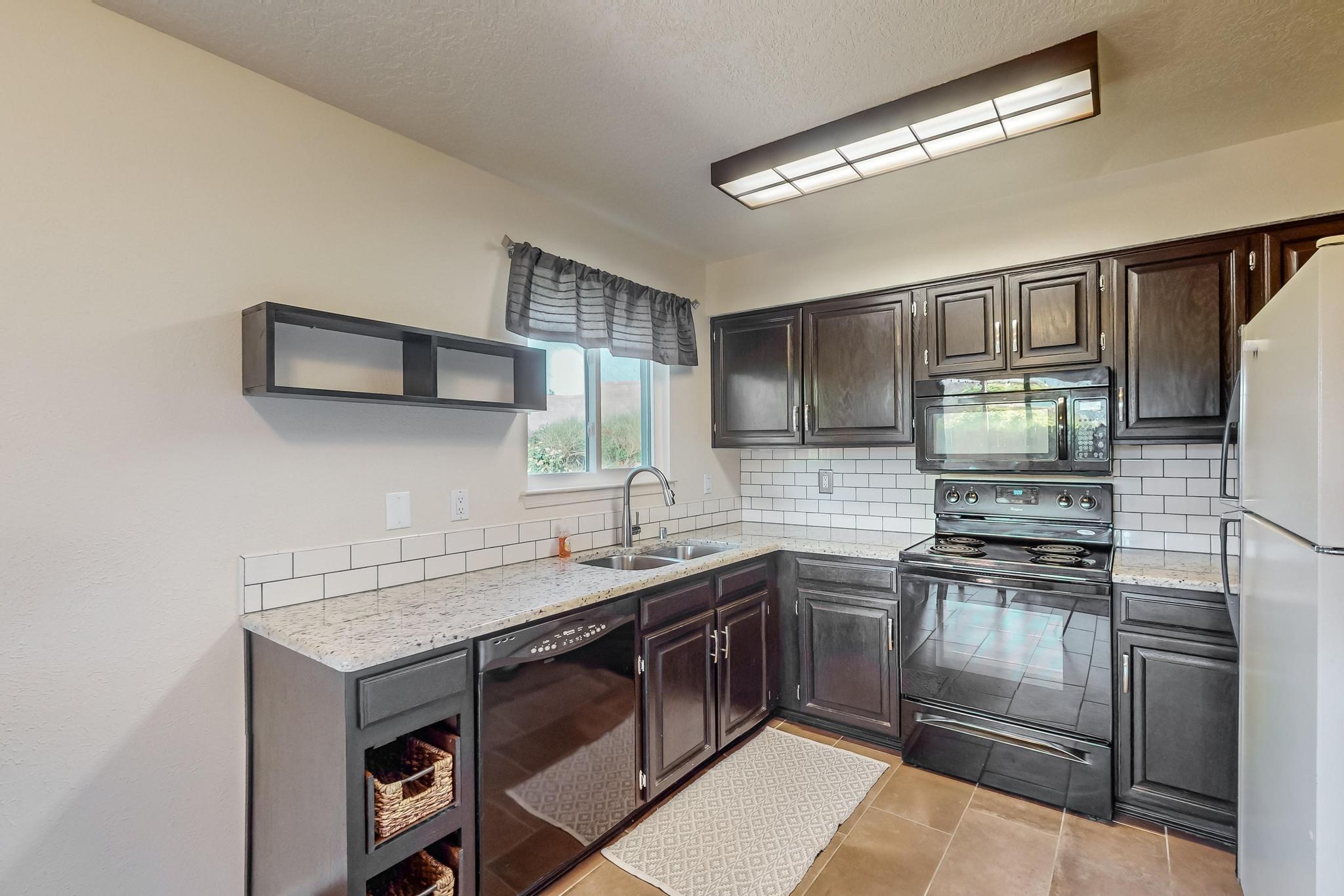 9508 Sierra Vista Court NE