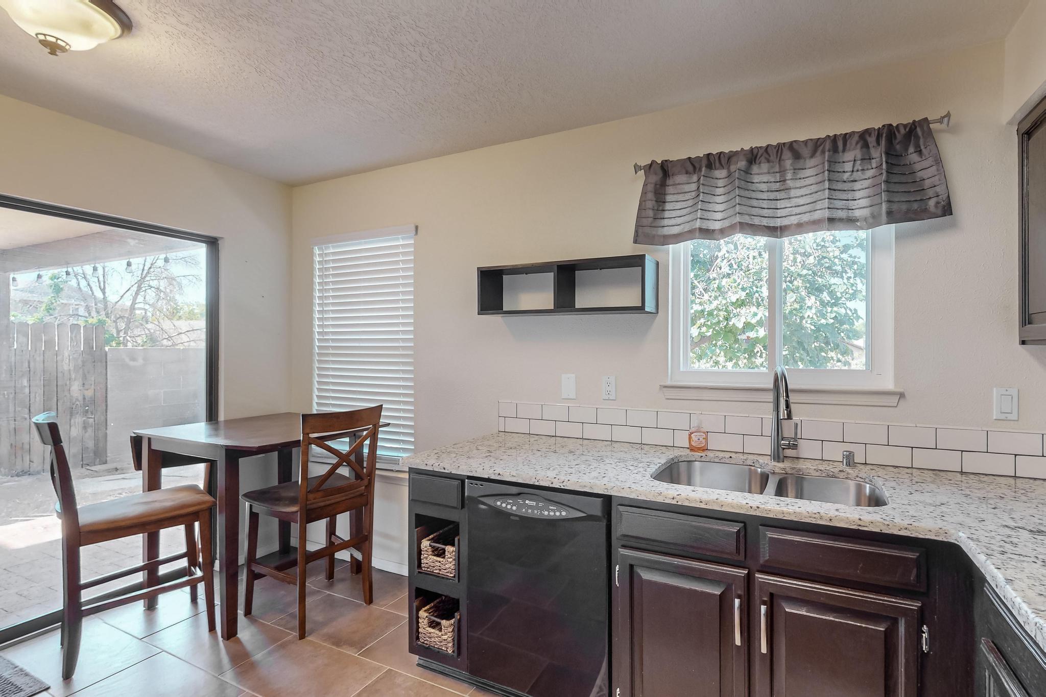 9508 Sierra Vista Court NE