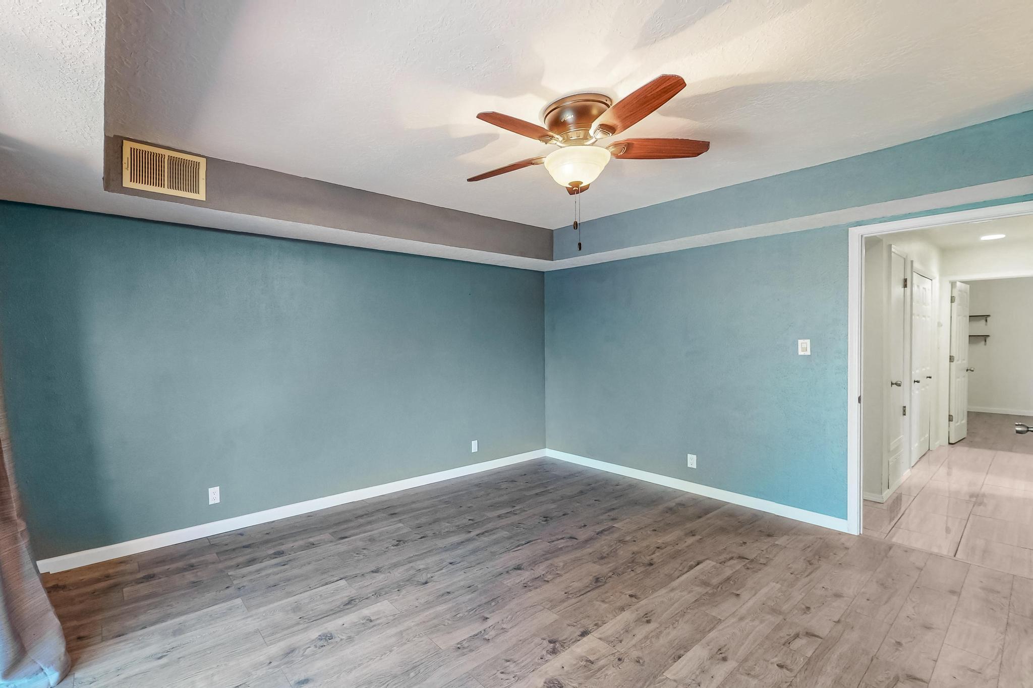 9508 Sierra Vista Court NE