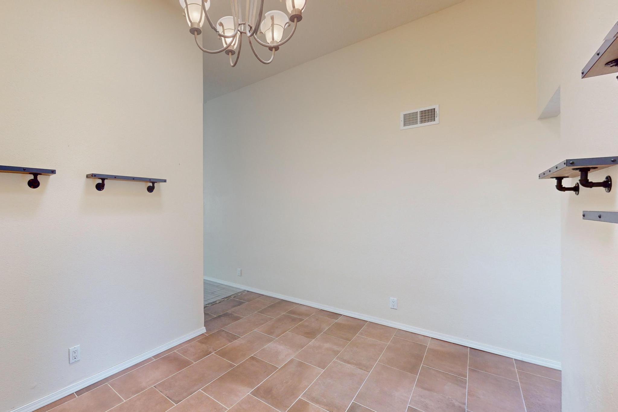 9508 Sierra Vista Court NE