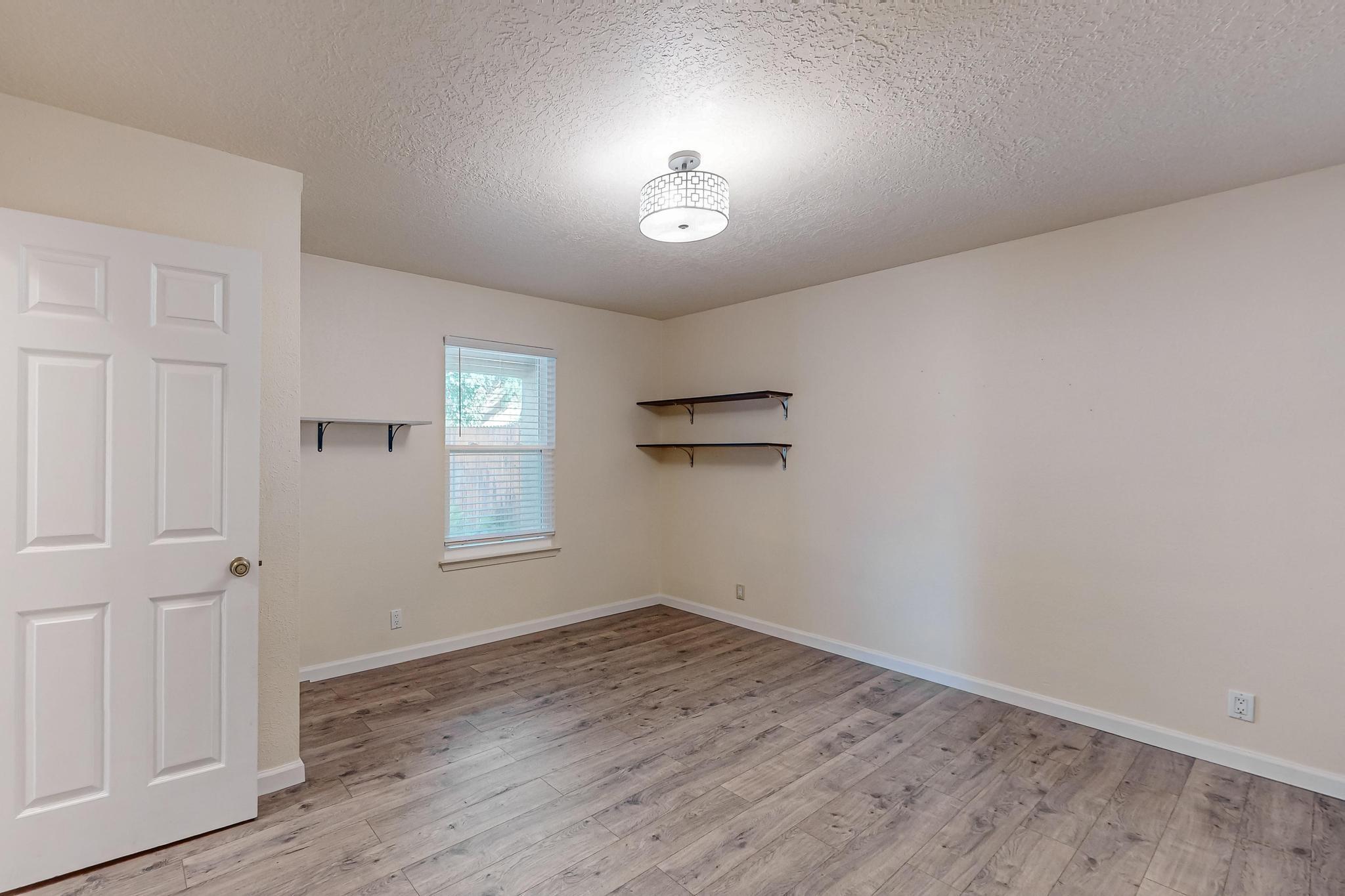 9508 Sierra Vista Court NE