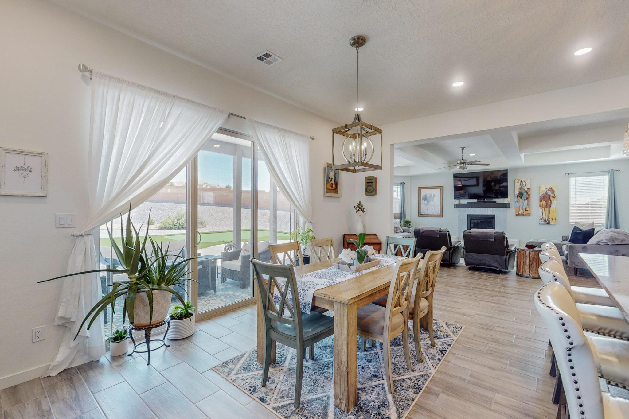2633 CAMINO PLATA Loop NE
