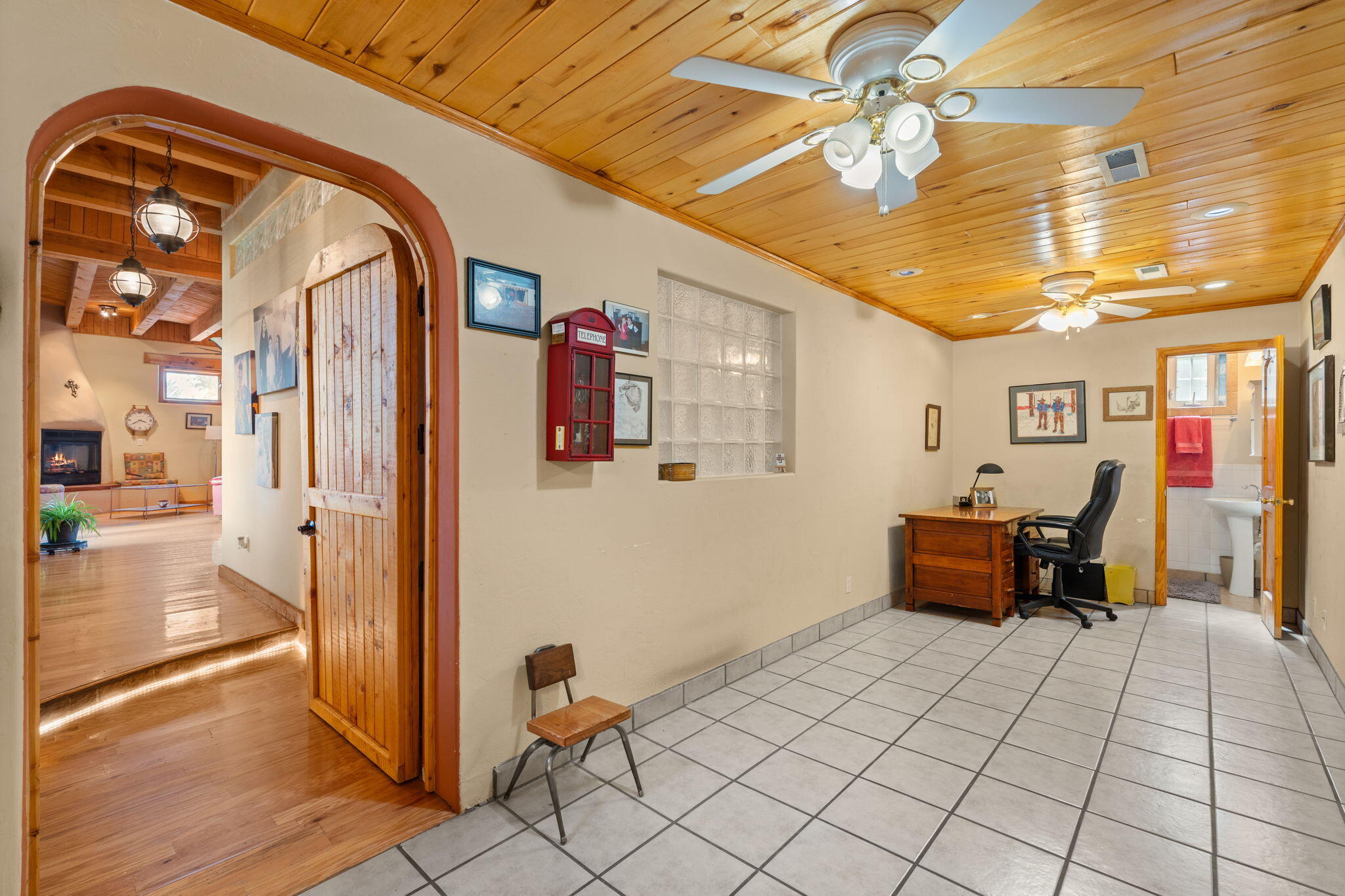 704 TYLER Road NW