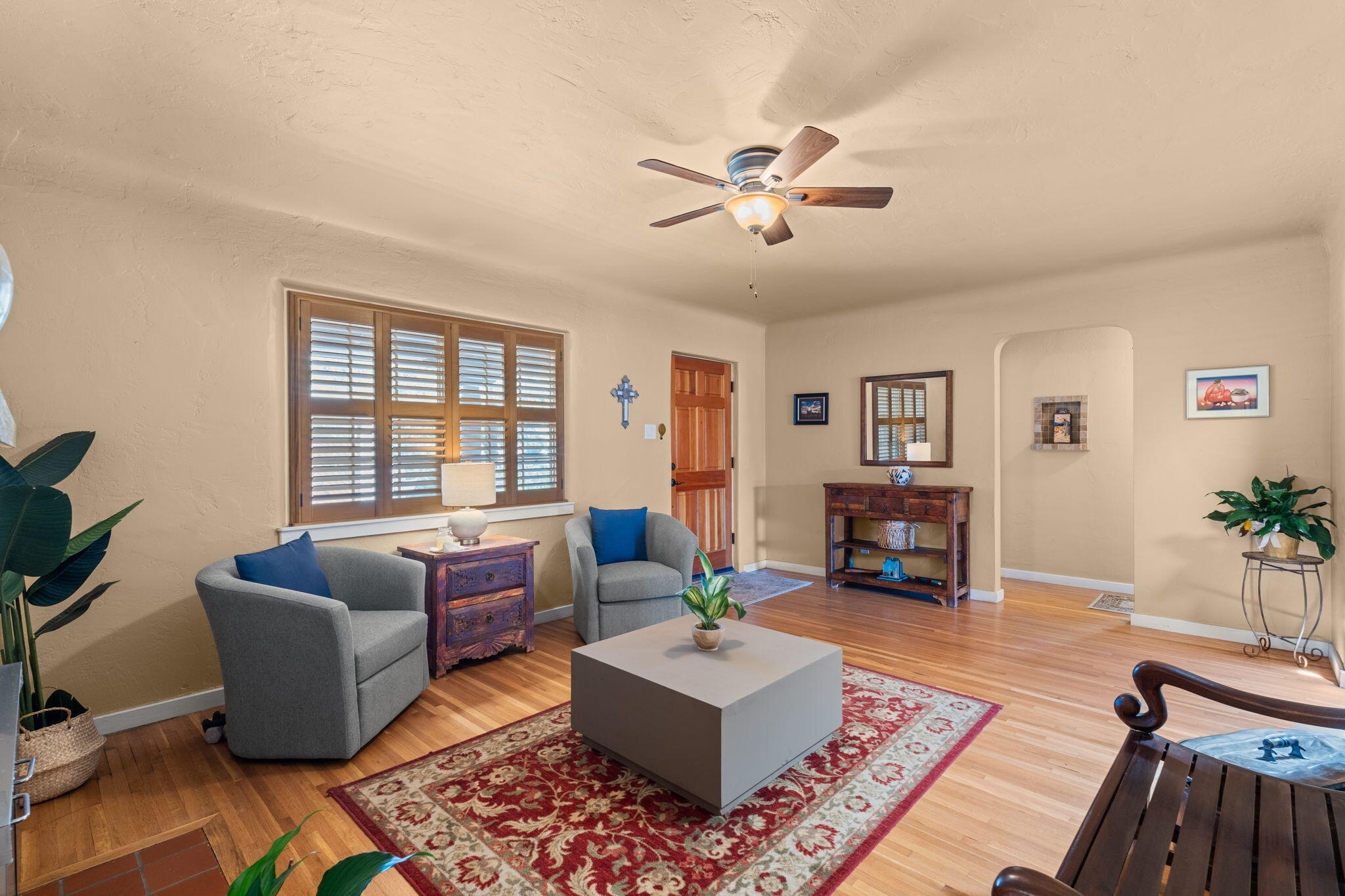 704 TYLER Road NW