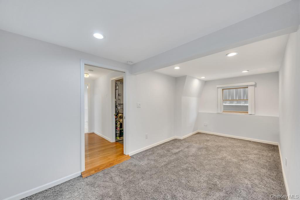 279 Haven Avenue