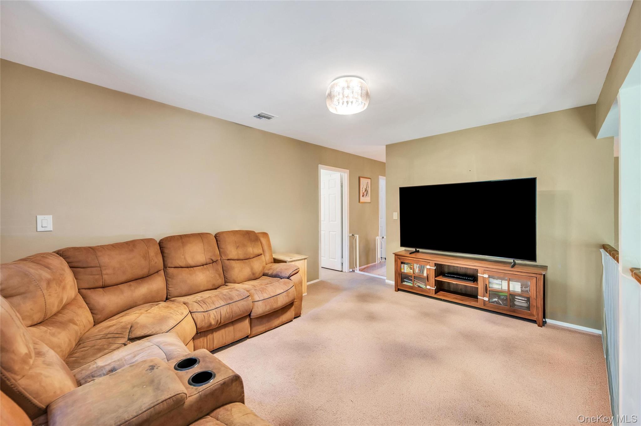 3 Spruce Circle