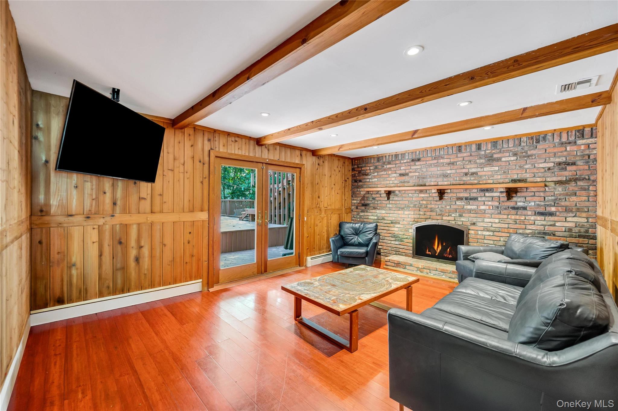 3 Spruce Circle