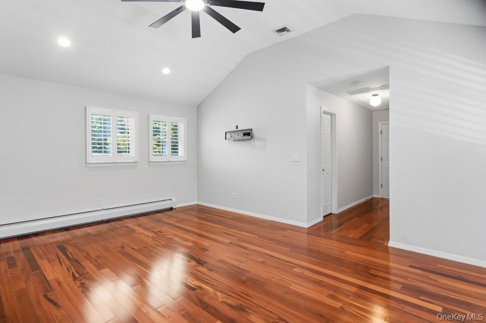 15 Victoria Court