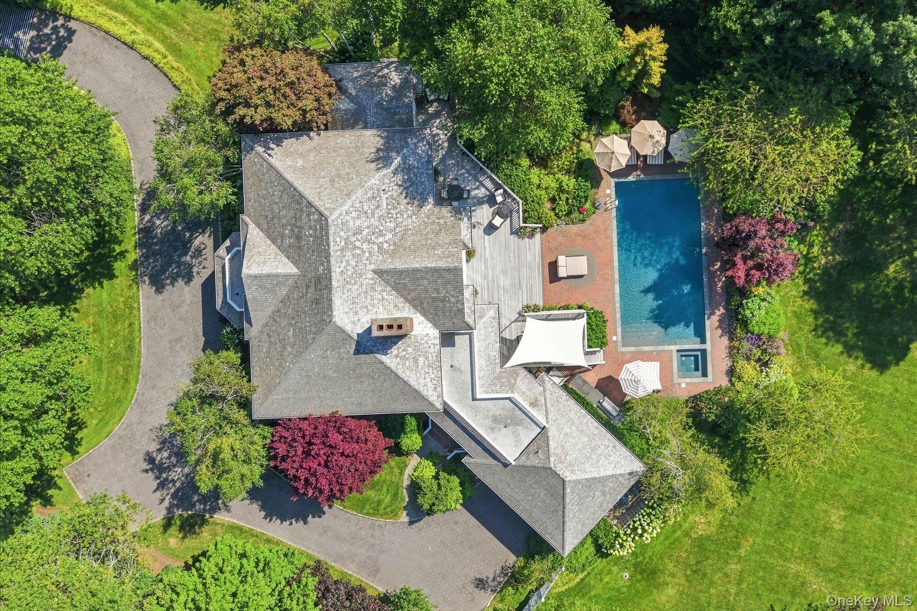 27 Cedar Lane