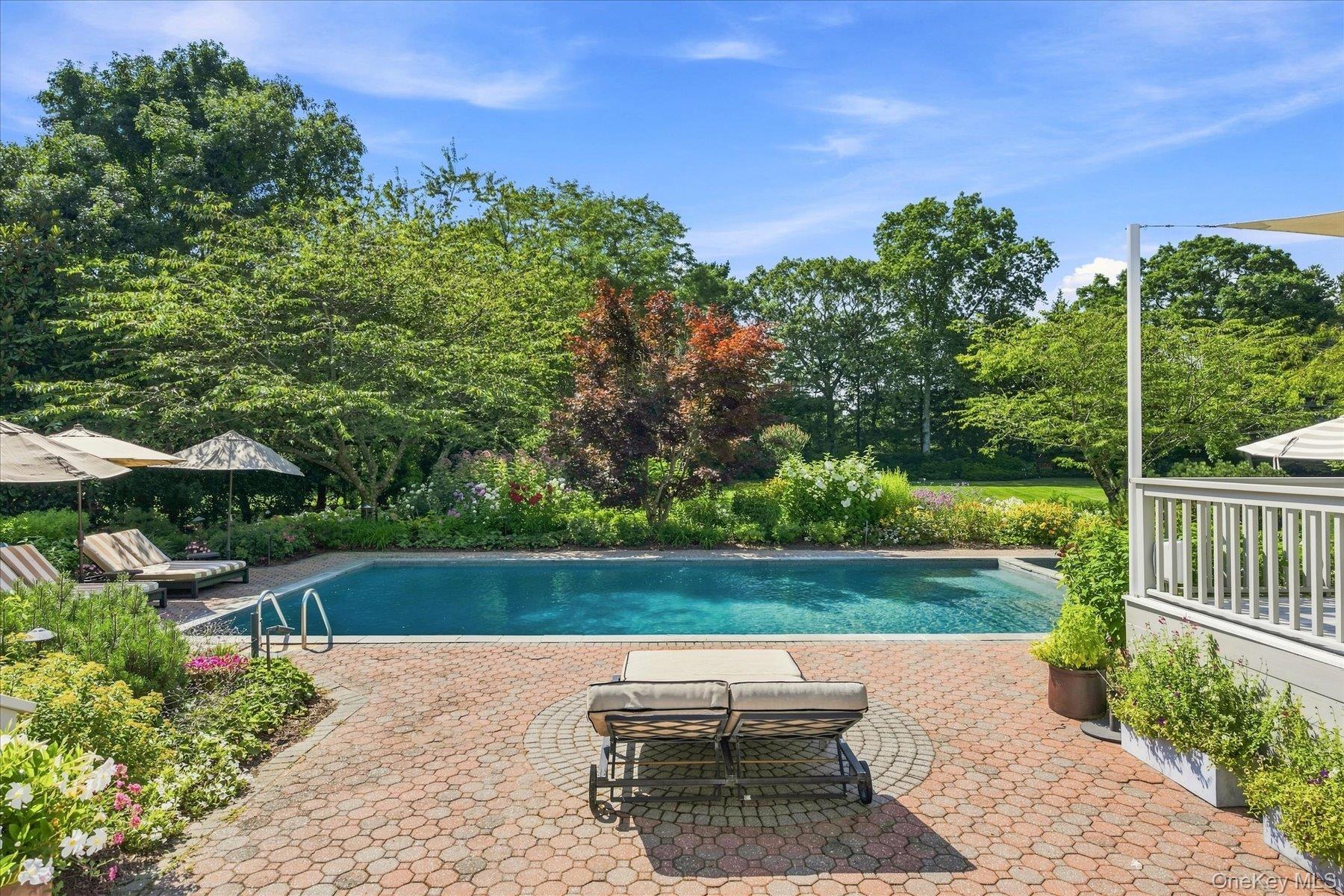 27 Cedar Lane