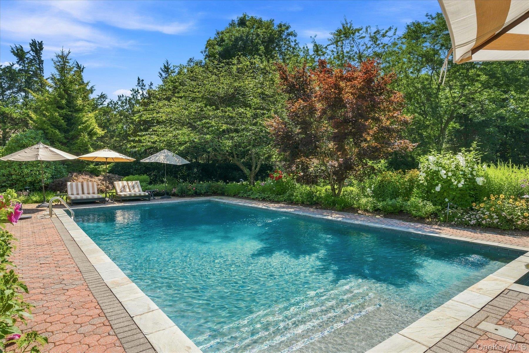 27 Cedar Lane