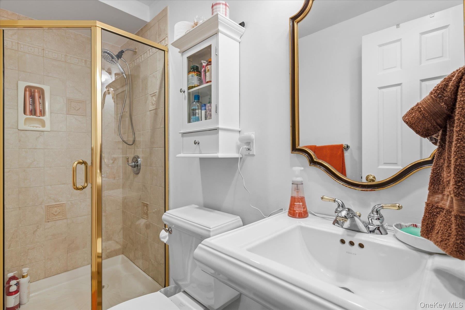 27 Cedar Lane