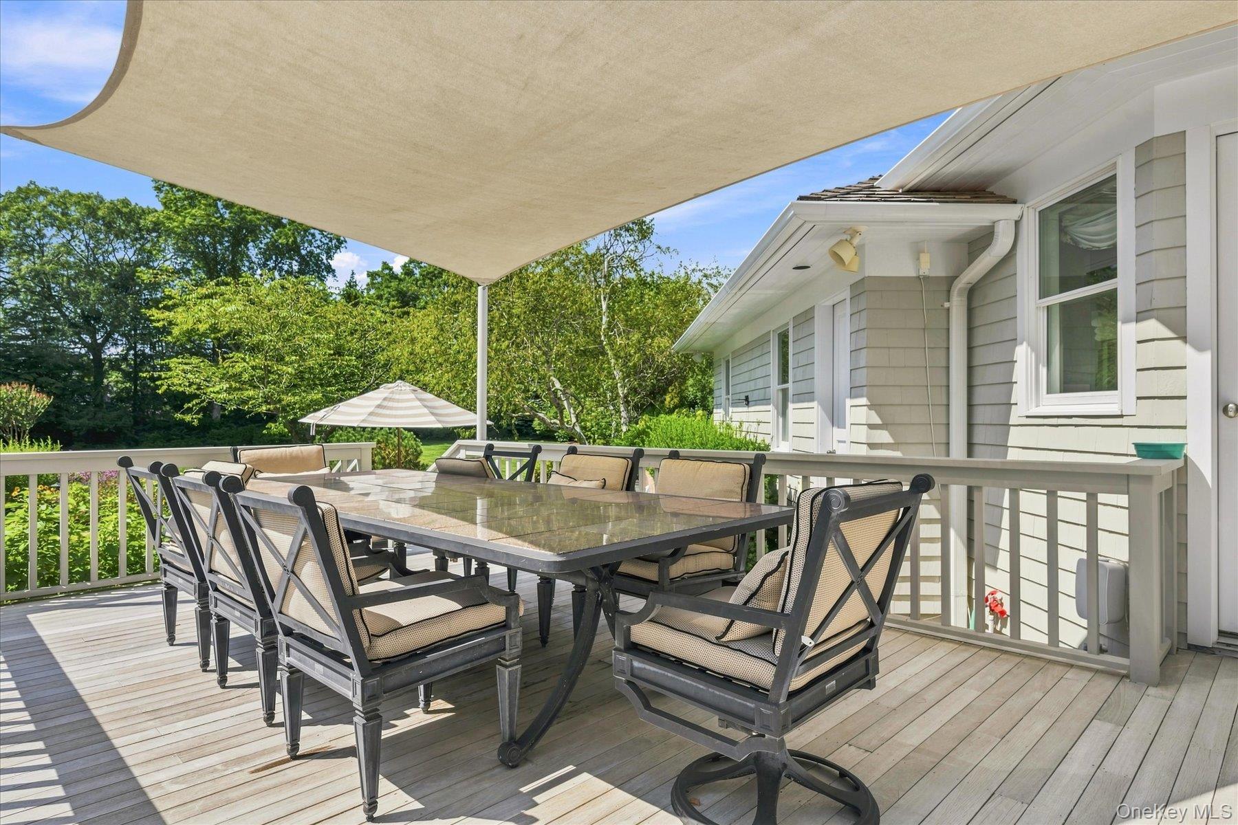 27 Cedar Lane