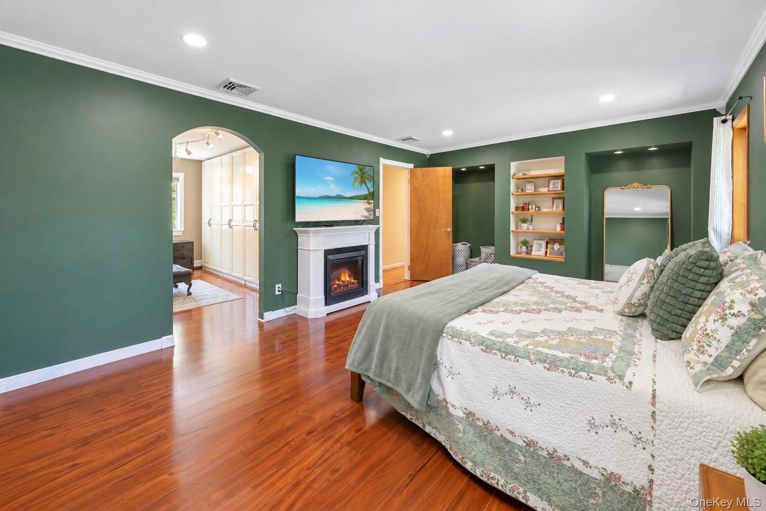 137 Ridgewood Avenue