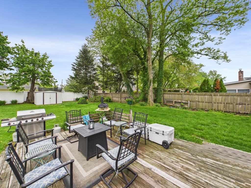 127 Connetquot Road