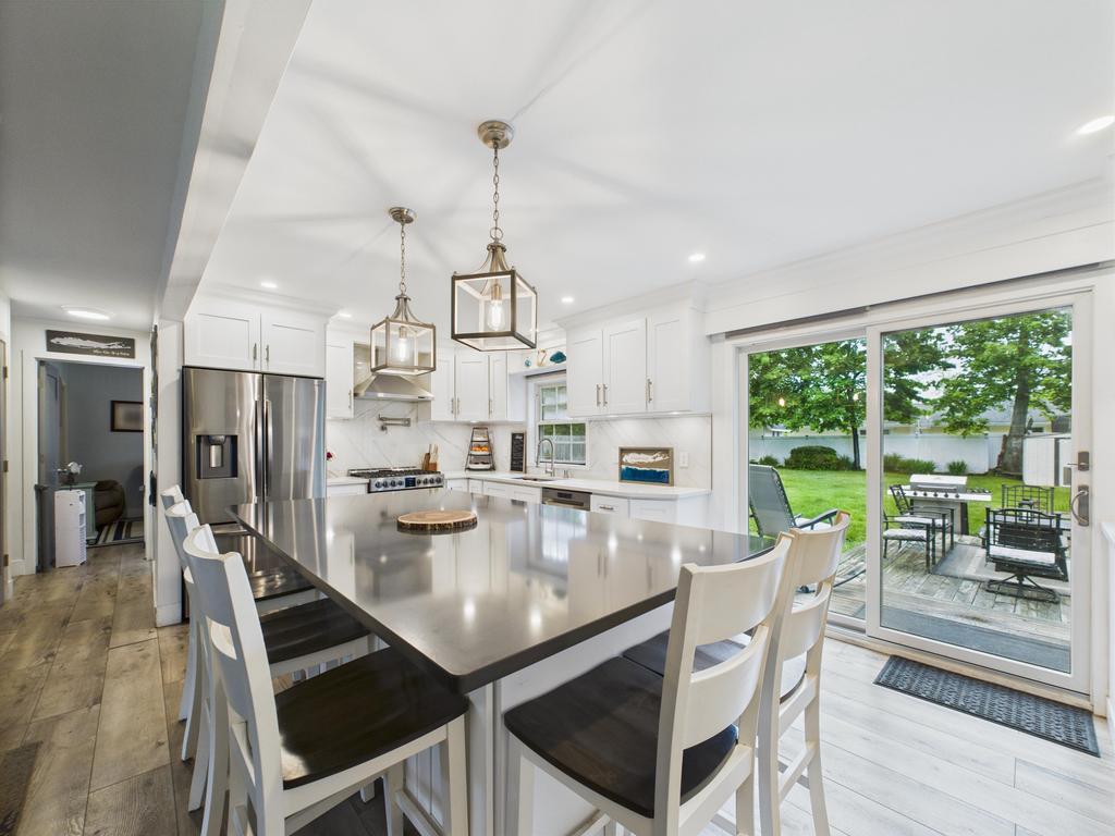 127 Connetquot Road