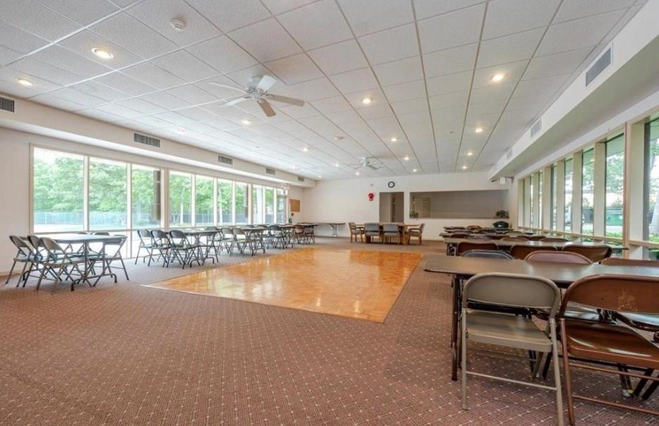 65 Sagamore Hills Drive