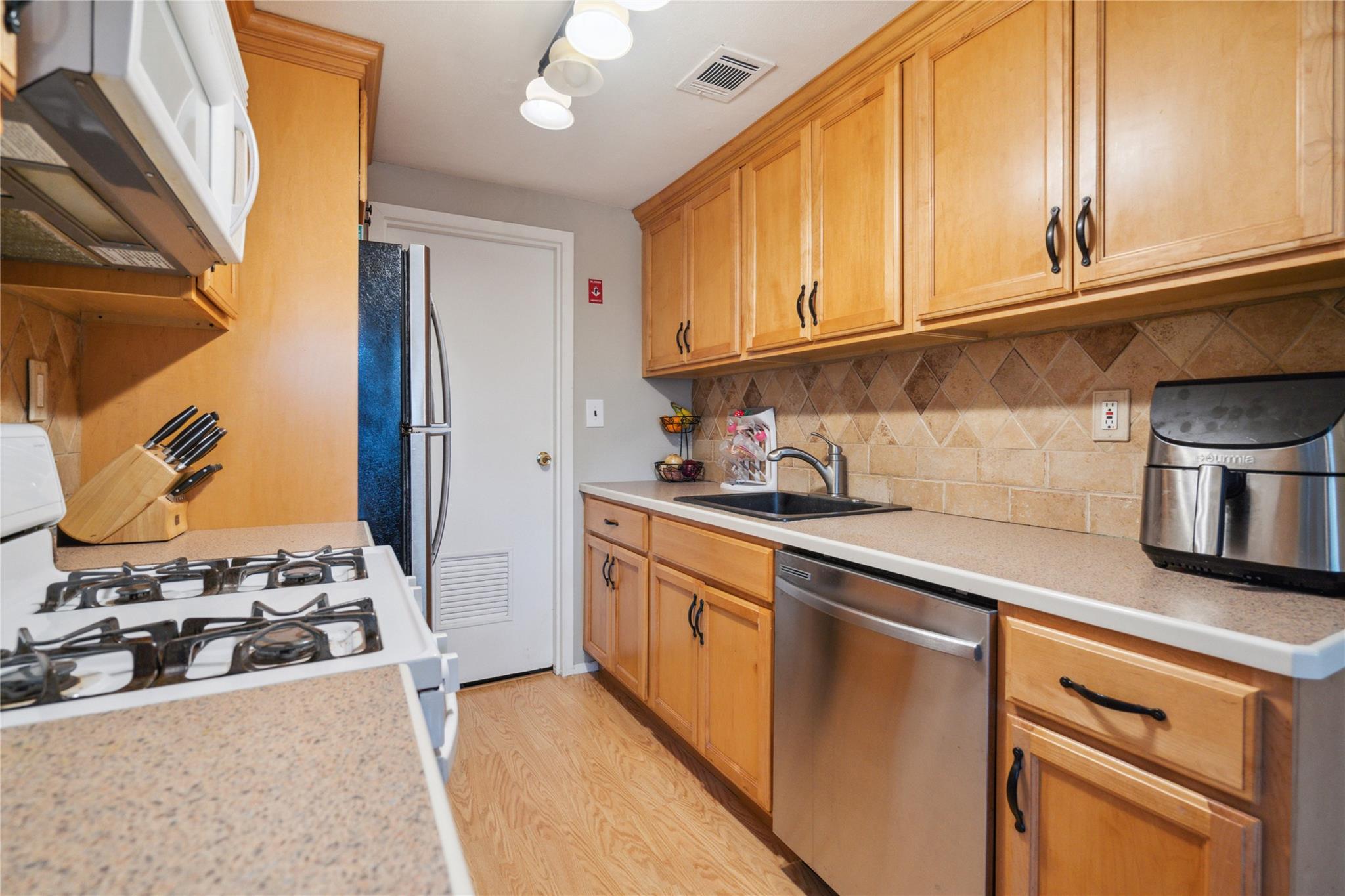 65 Sagamore Hills Drive