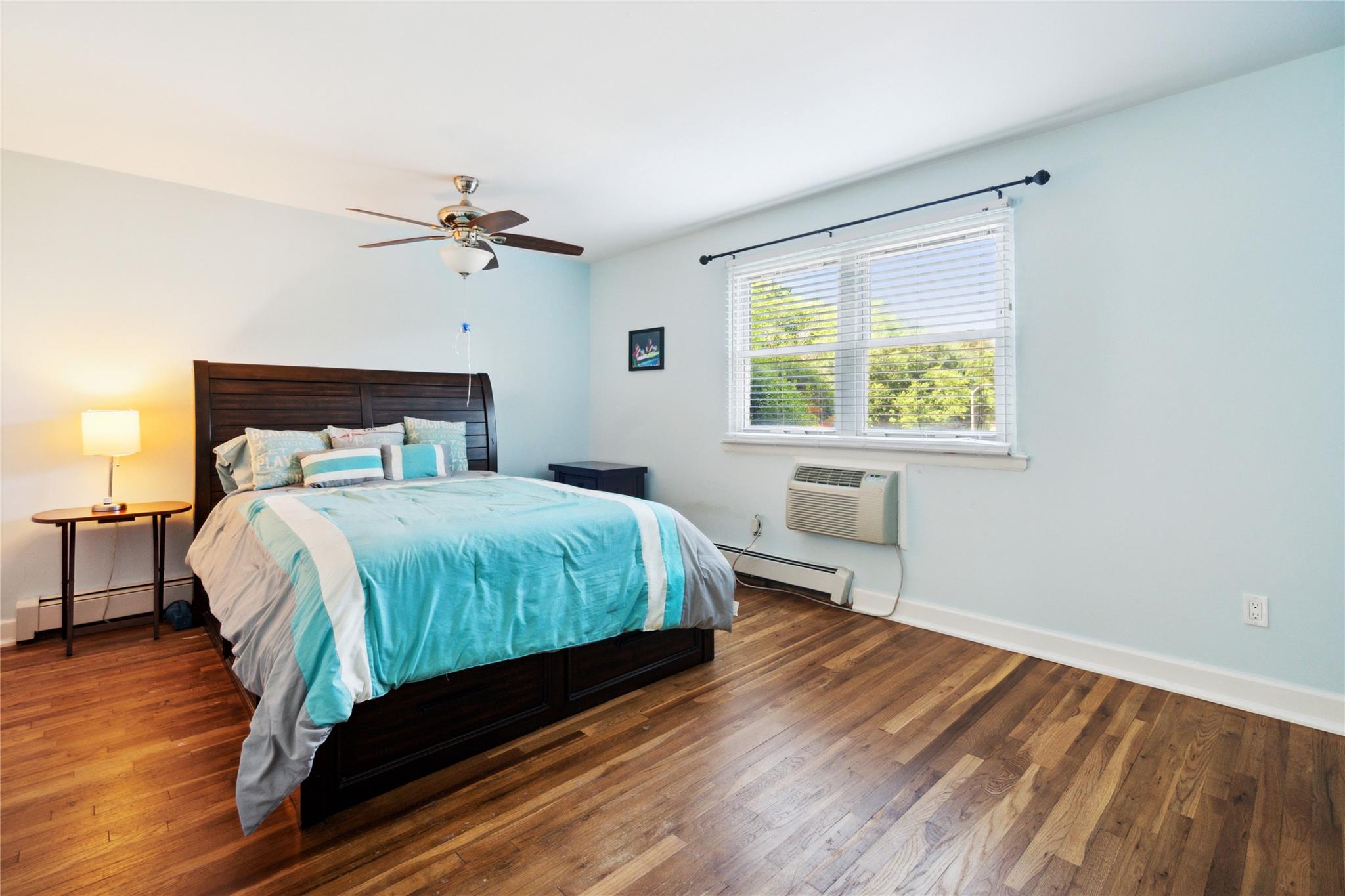 4428 Wilshire Lane Unit: J28
