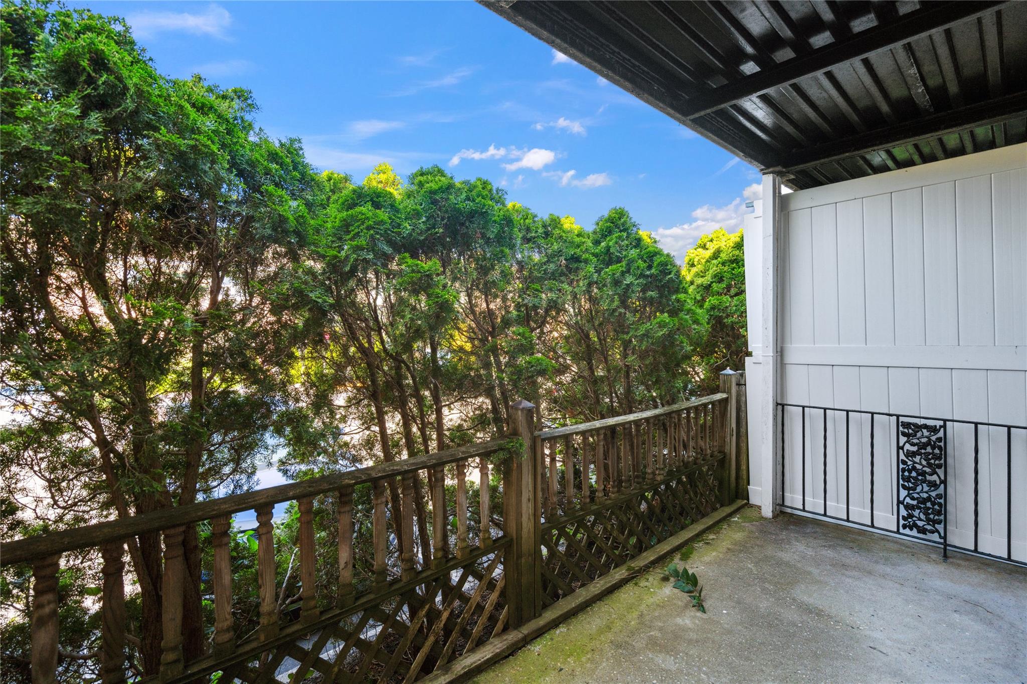 4428 Wilshire Lane Unit: J28