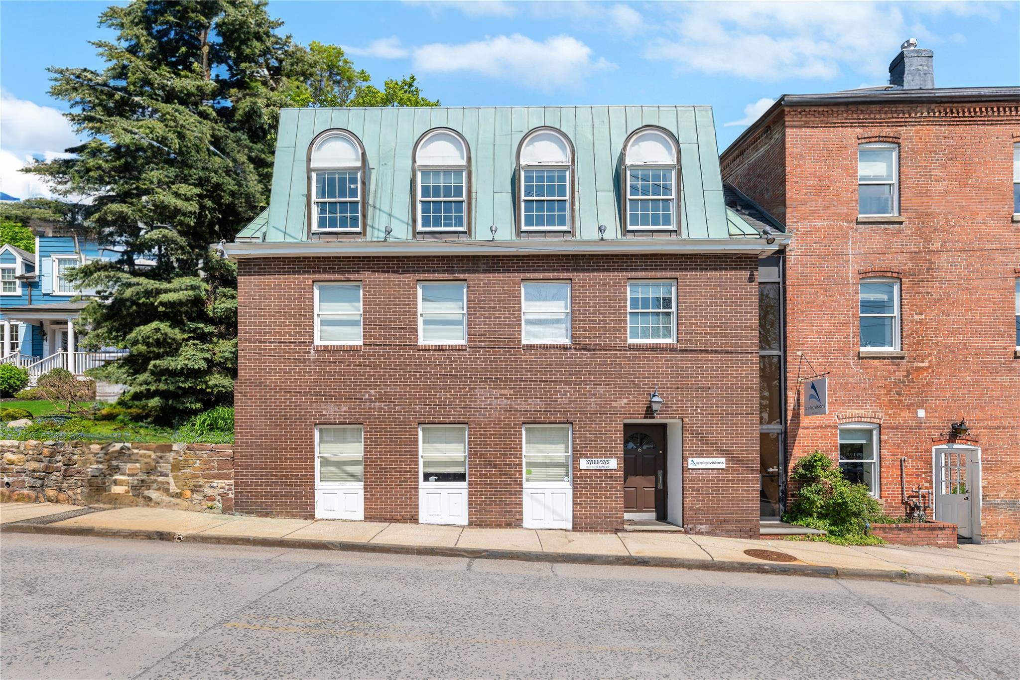 39 Main Street