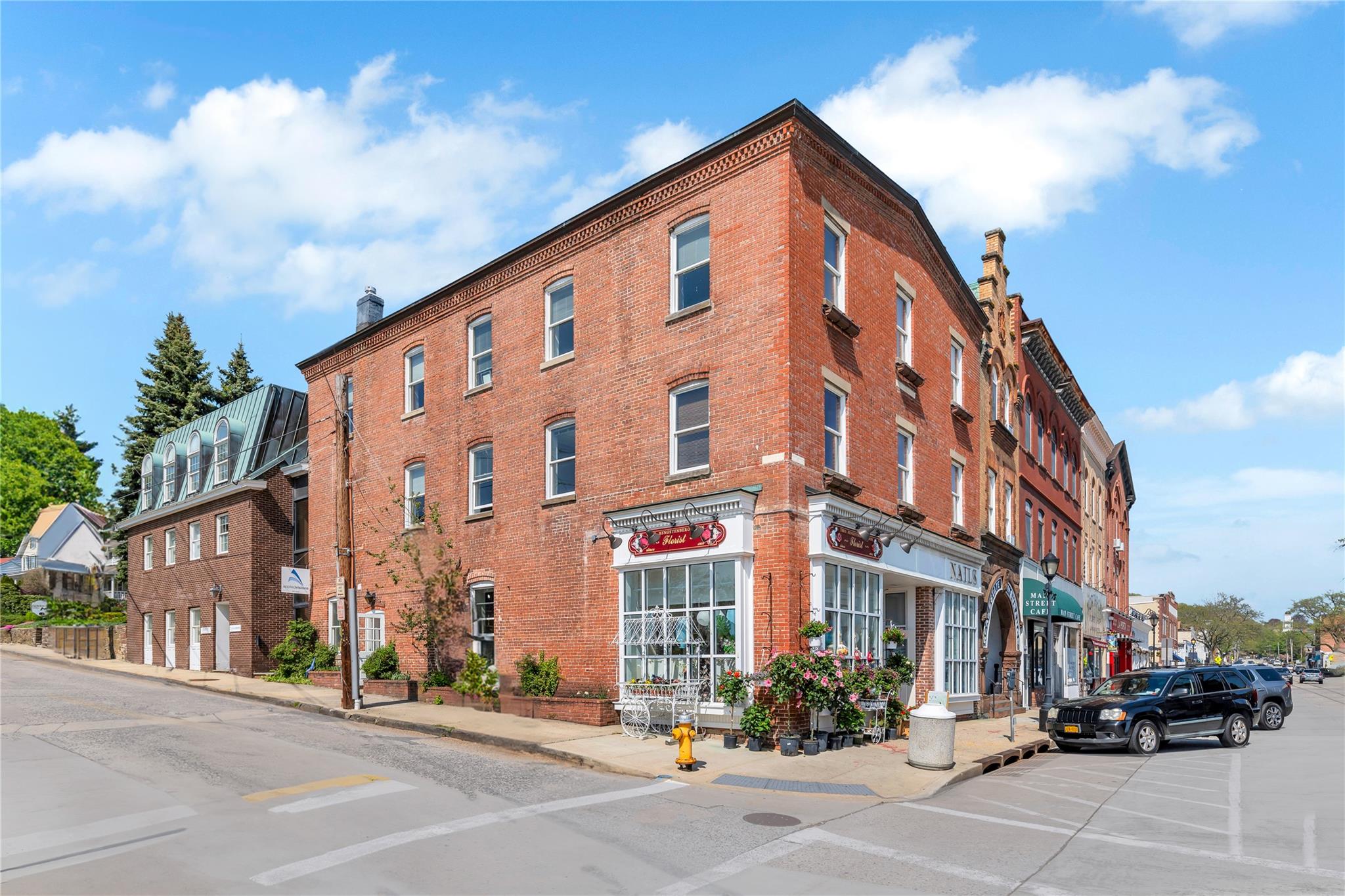 39 Main Street