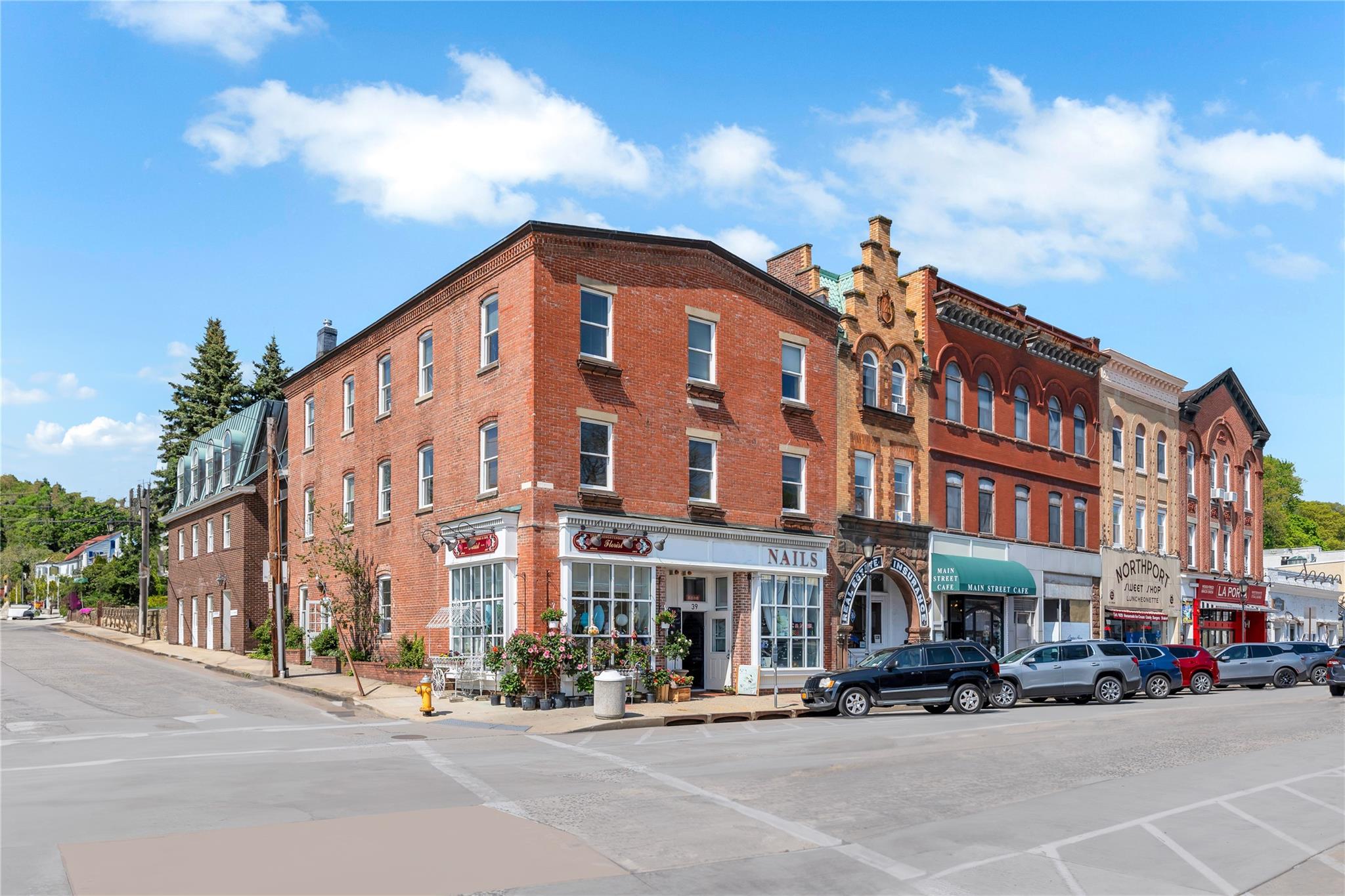 39 Main Street
