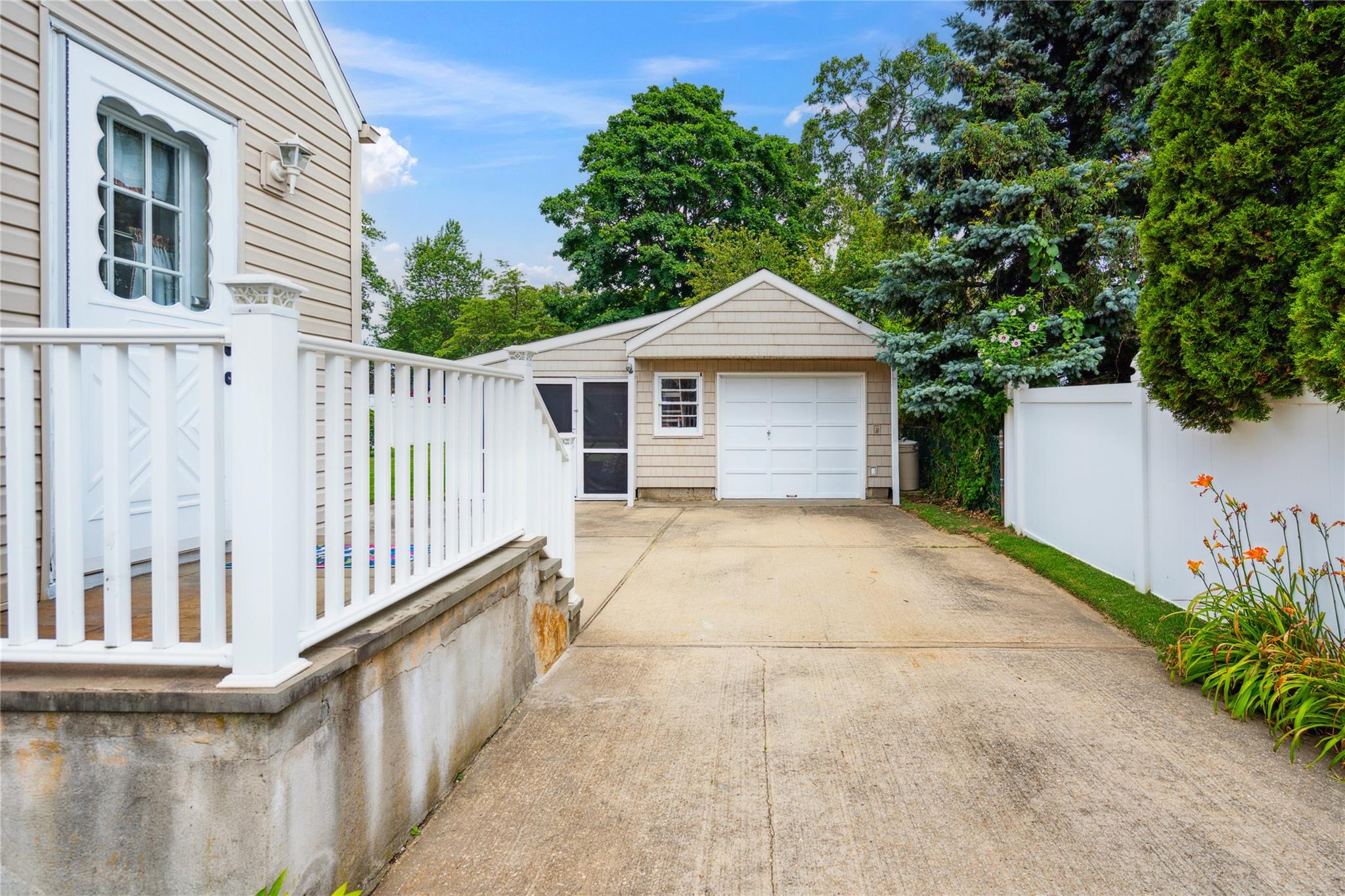 6 Vermont Street